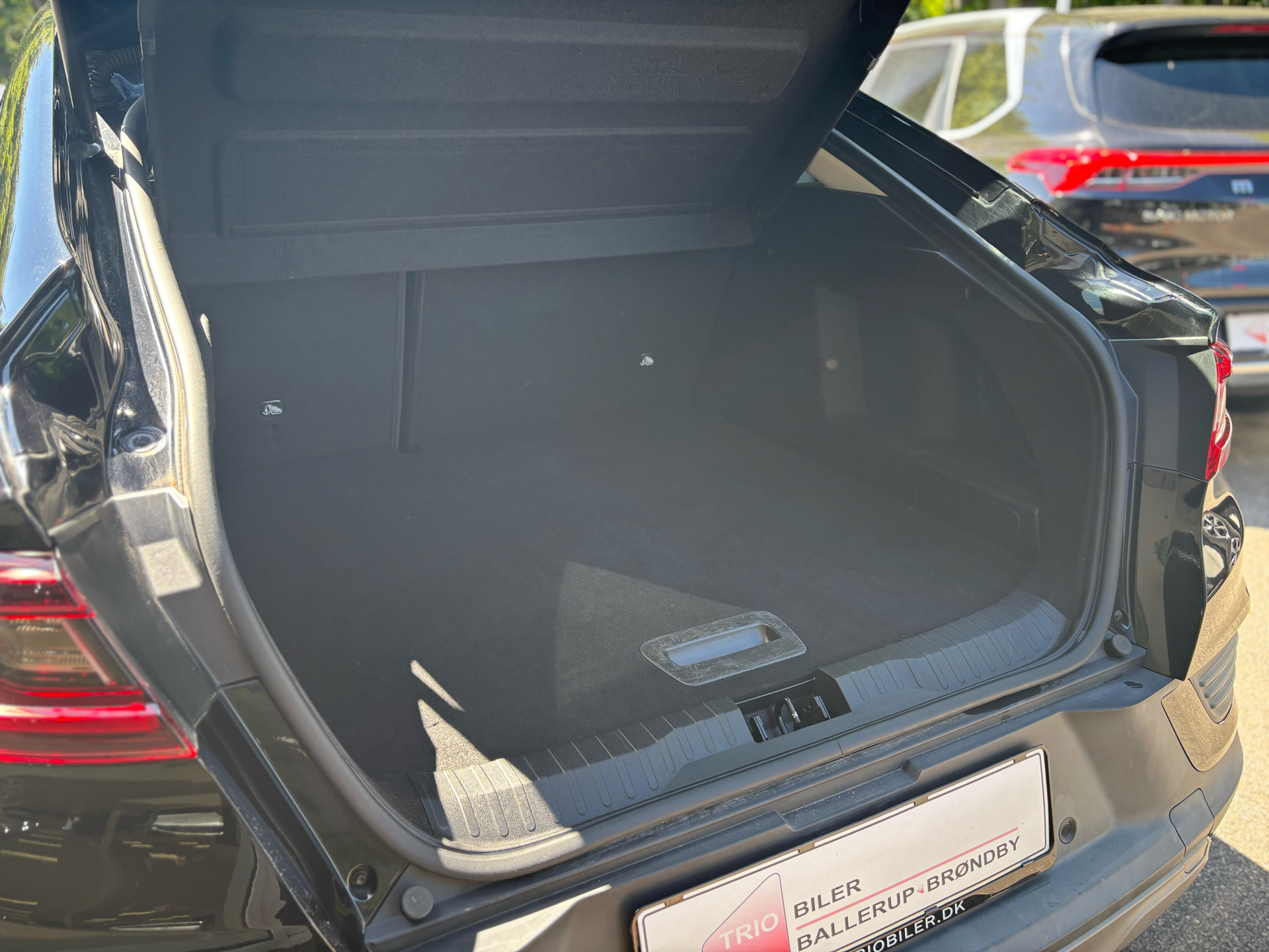 Billede af Renault Arkana 1,6 E-TECH  Hybrid Intens 145HK 5d Aut.