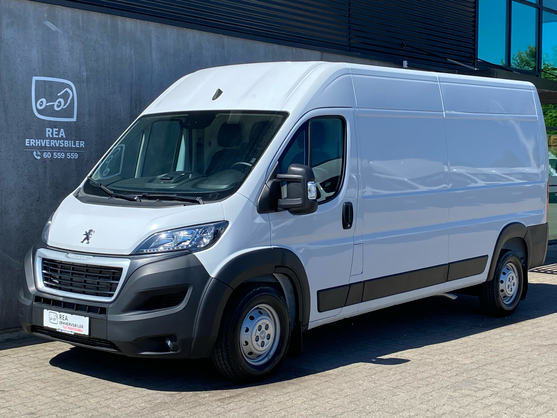 Billede af Peugeot Boxer 435 L3H2 2,2 BlueHDi Premium 165HK Van 6g