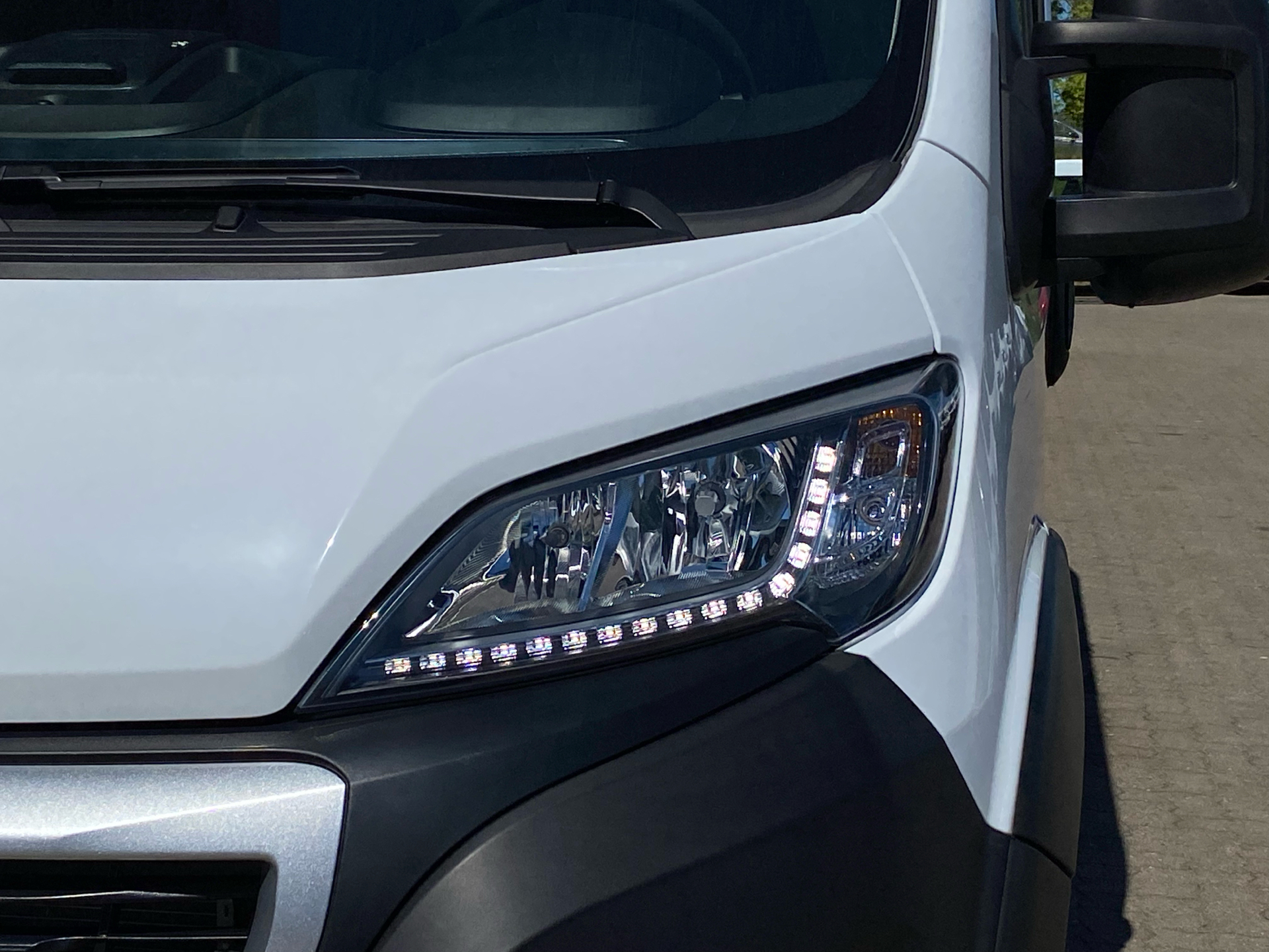 Billede af Peugeot Boxer 435 L3H2 2,2 BlueHDi Premium 165HK Van 6g