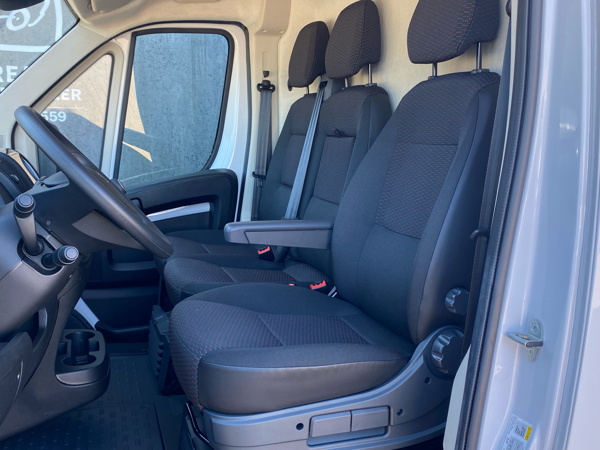 Billede af Peugeot Boxer 435 L3H2 2,2 BlueHDi Premium 165HK Van 6g