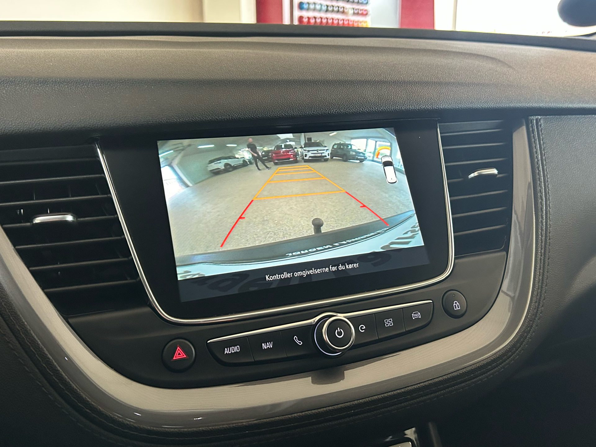 Billede af Opel Grandland X 1,6 PHEV  Plugin-hybrid Cosmo Prestige Pack 225HK 5d 8g Aut.