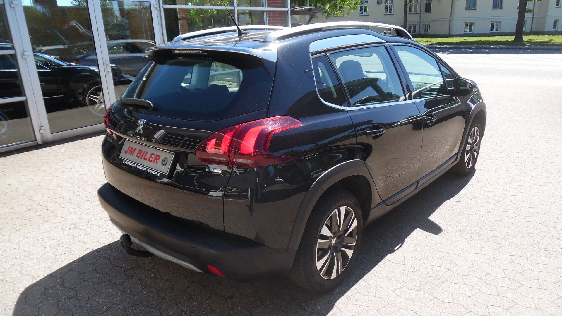 Billede af Peugeot 2008 1,2 e-THP Desire Sky 110HK
