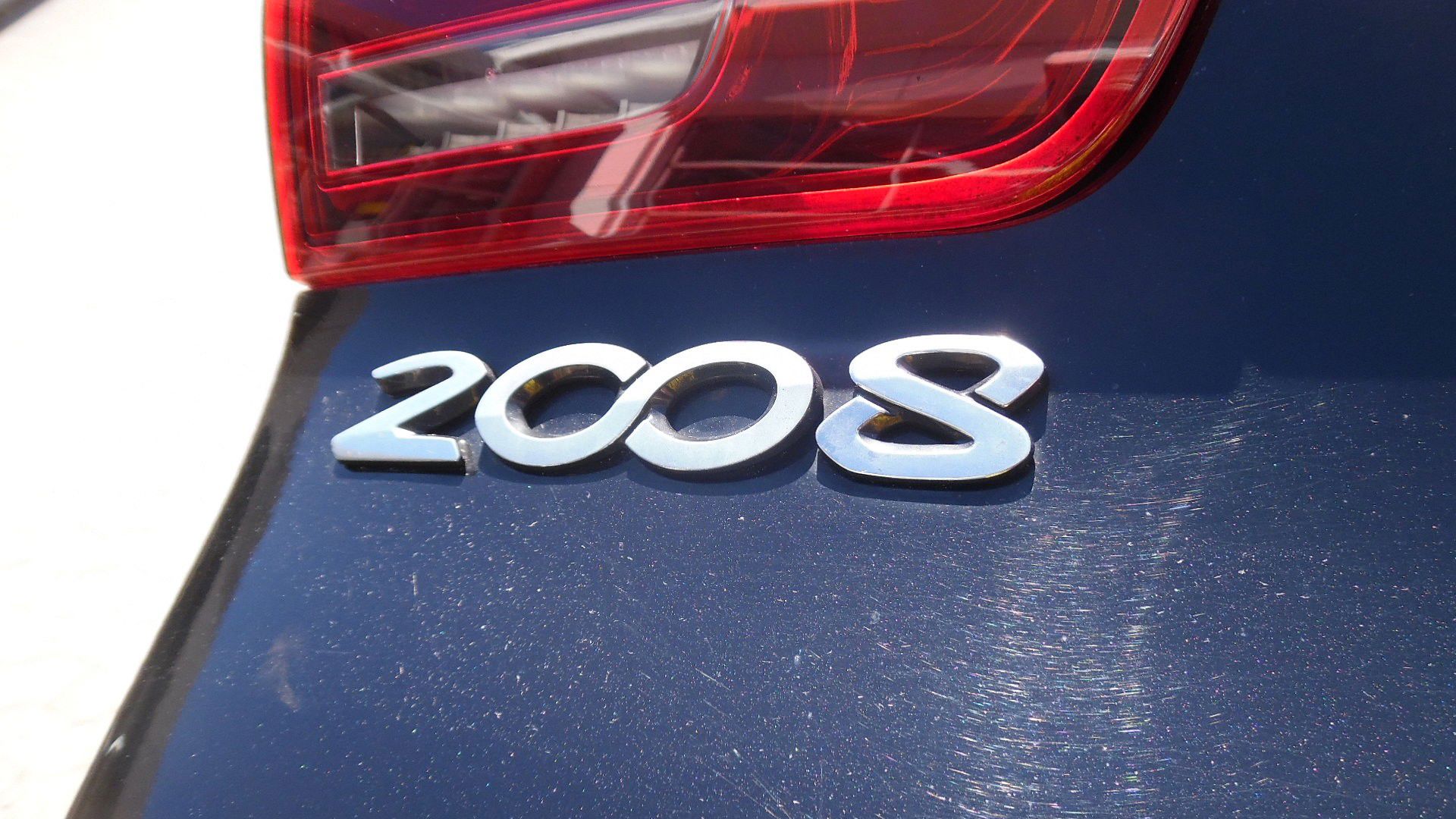 Billede af Peugeot 2008 1,2 e-THP Desire Sky 110HK