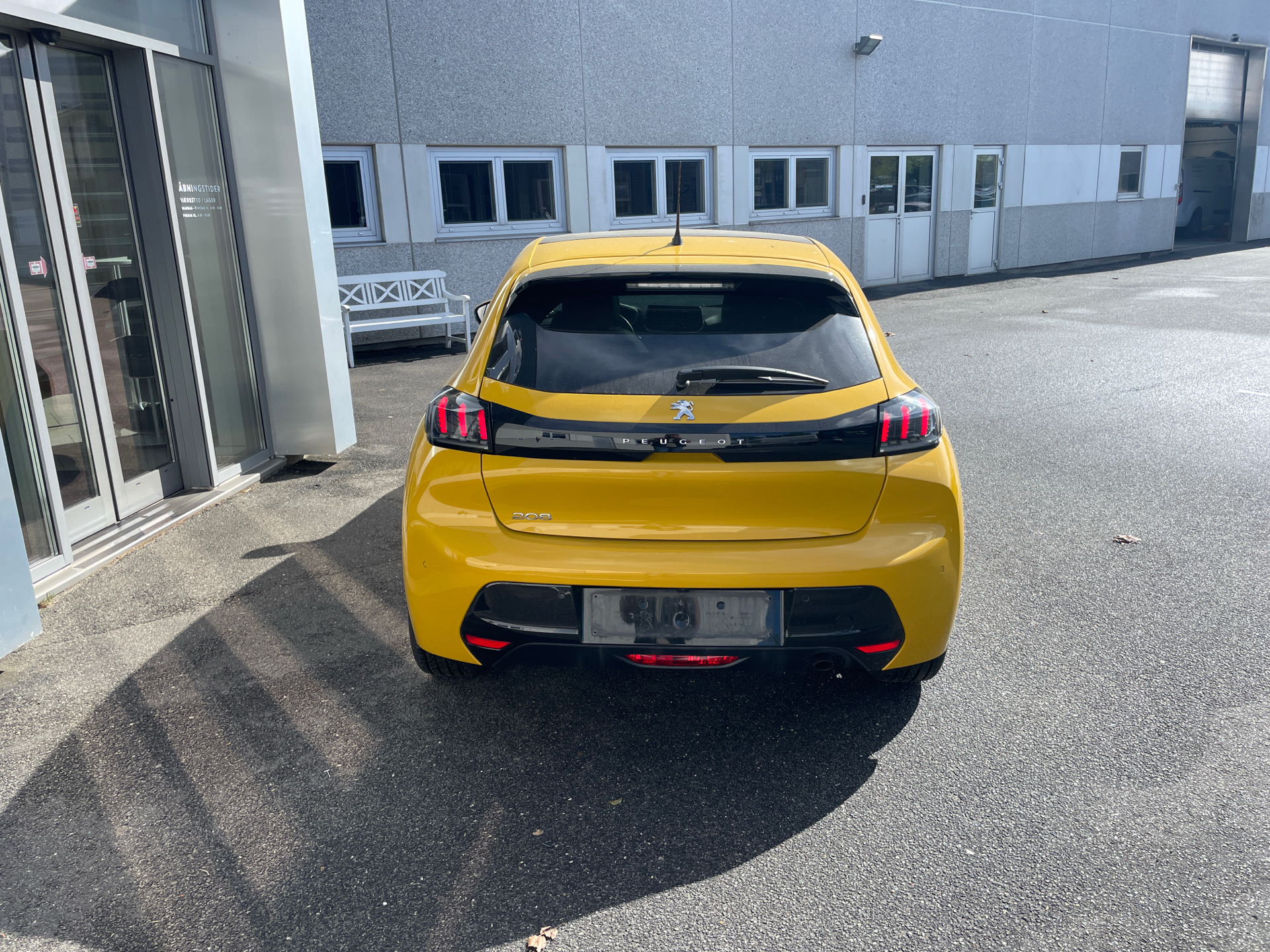 Billede af Peugeot 208 1,2 PureTech Allure Sky 100HK 5d 6g