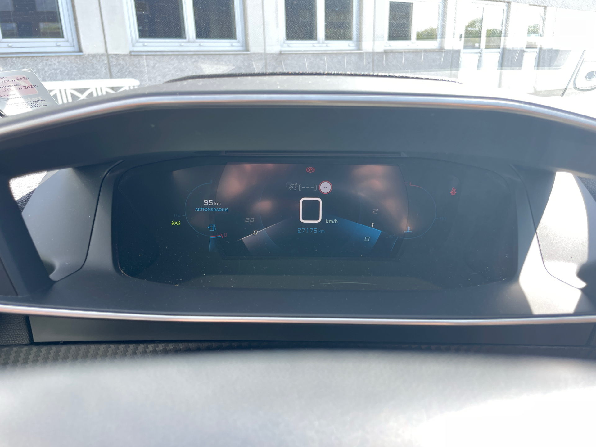 Billede af Peugeot 208 1,2 PureTech Allure Sky 100HK 5d 6g