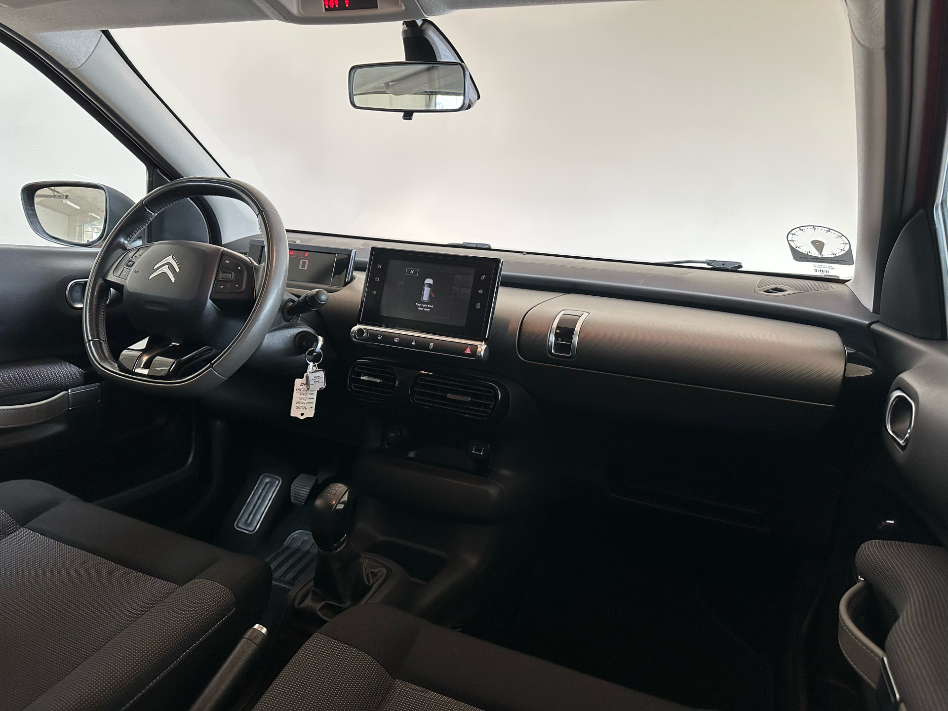 Billede af Citroën C4 Cactus 1,6 Blue HDi Feel Complet start/stop 100HK Van