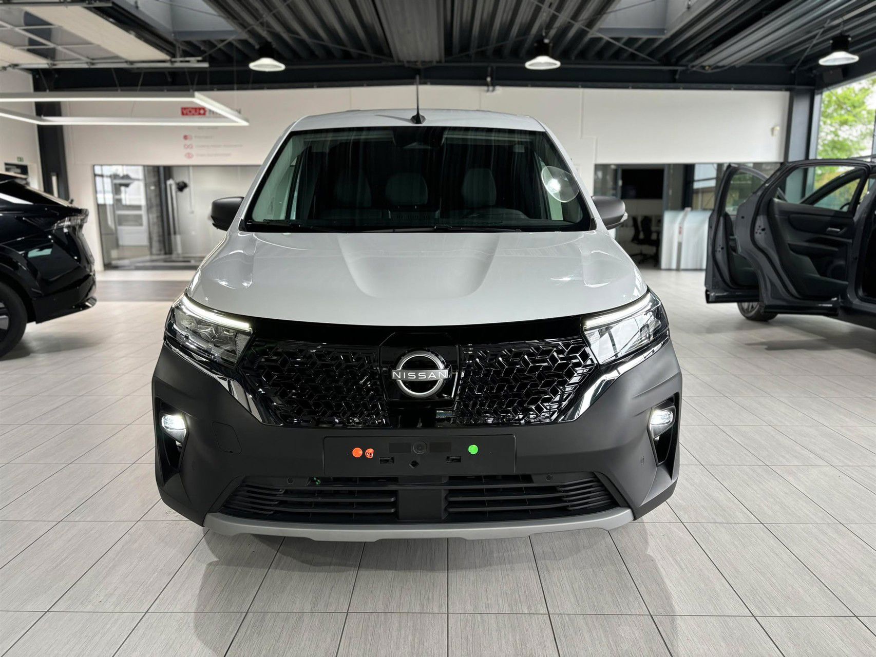 Billede af Nissan Townstar L2 3 Sæder EL N-Connecta 122HK Van Aut.