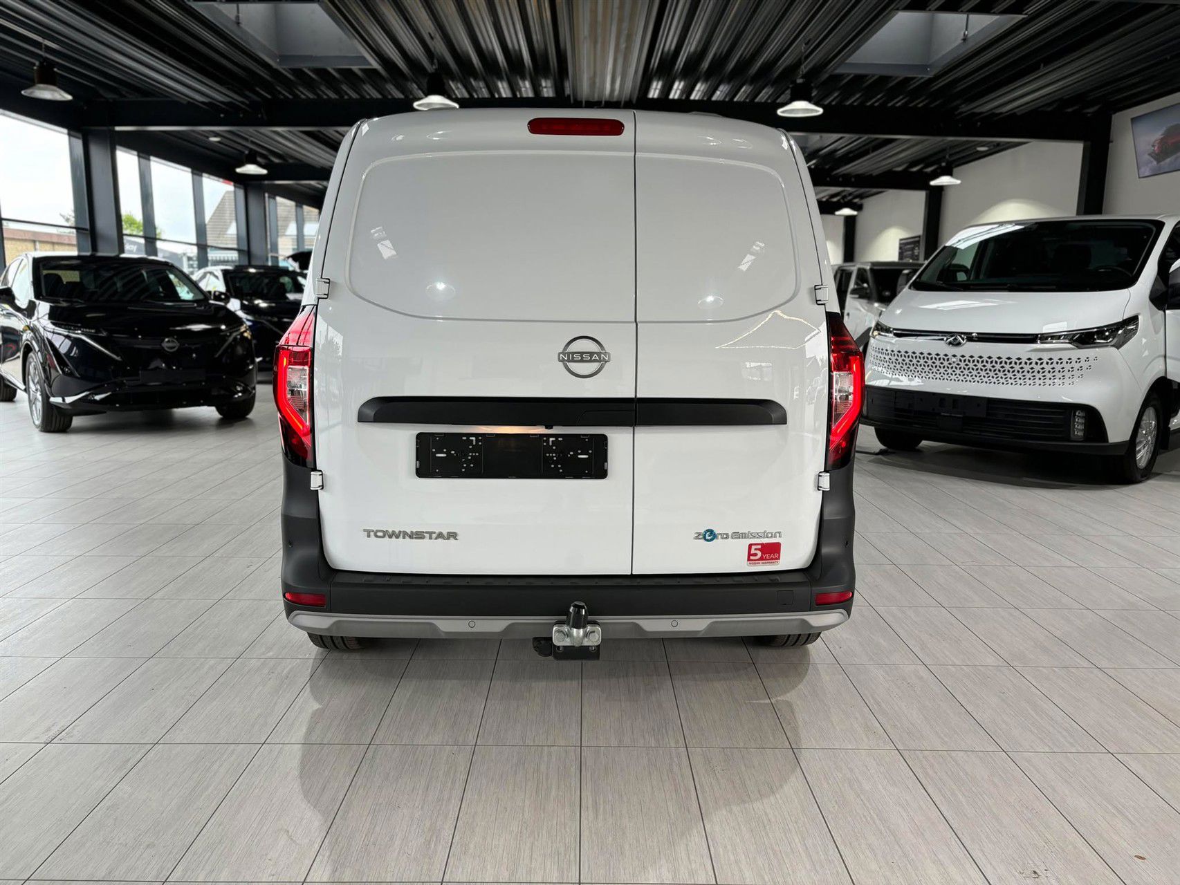 Billede af Nissan Townstar L2 3 Sæder EL N-Connecta 122HK Van Aut.