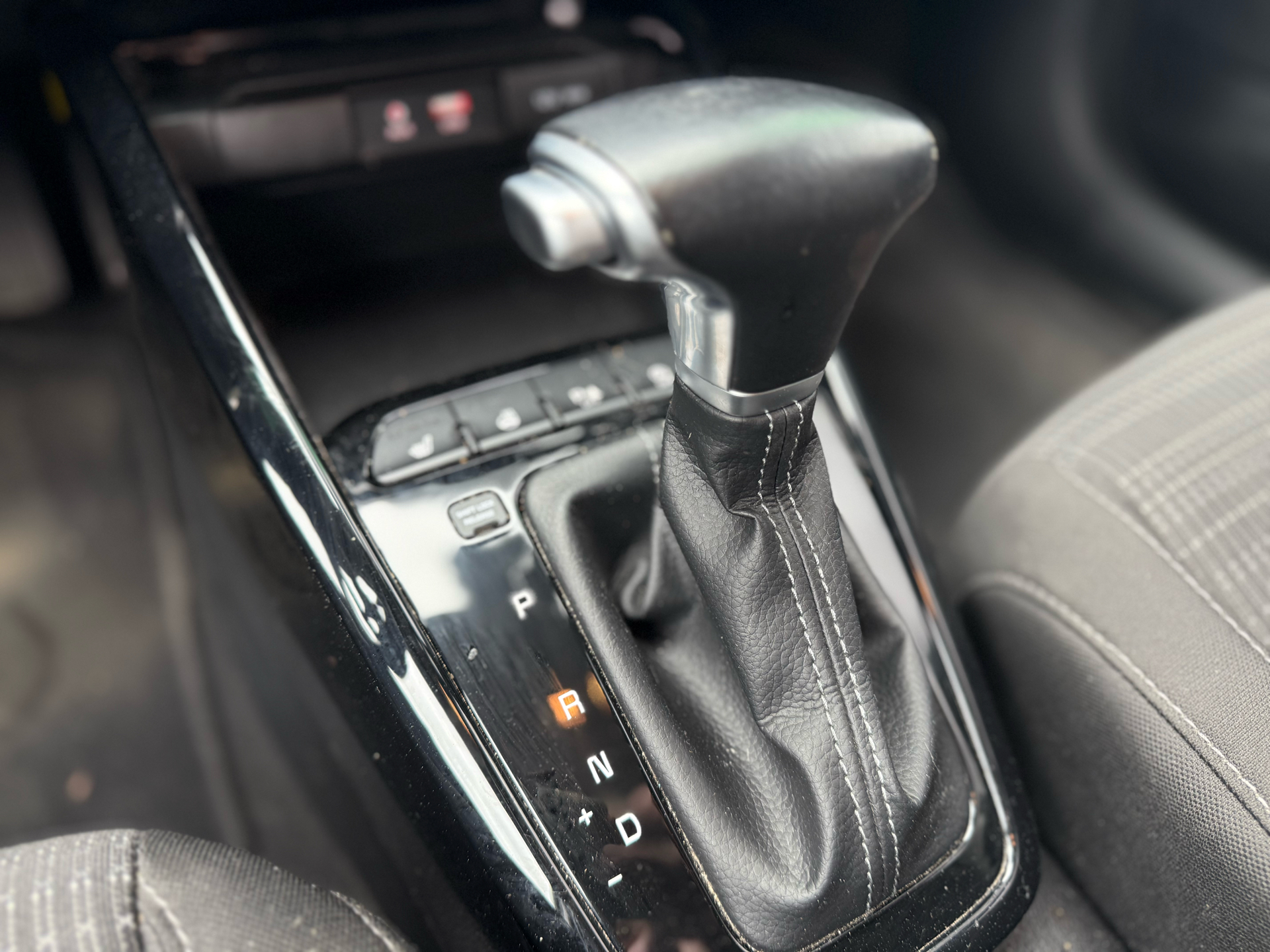 Billede af Kia Stonic 1,0 T-GDI Vision DCT 120HK 5d 7g Aut.