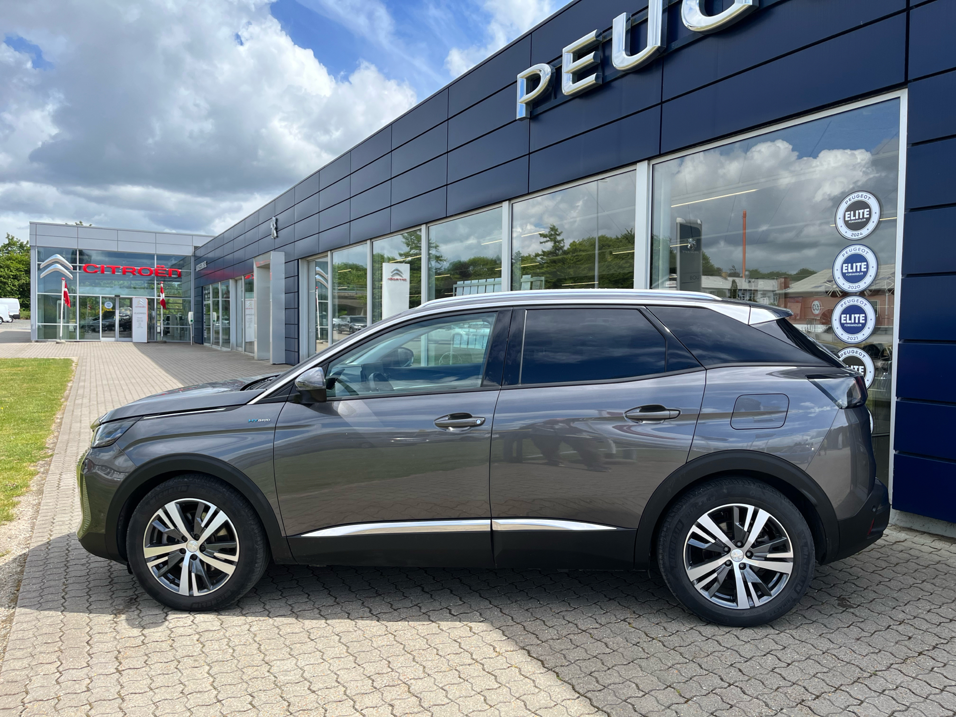 Billede af Peugeot 3008 1,6 PureTech  Plugin-hybrid Allure Pack EAT8 225HK 5d 8g Aut.