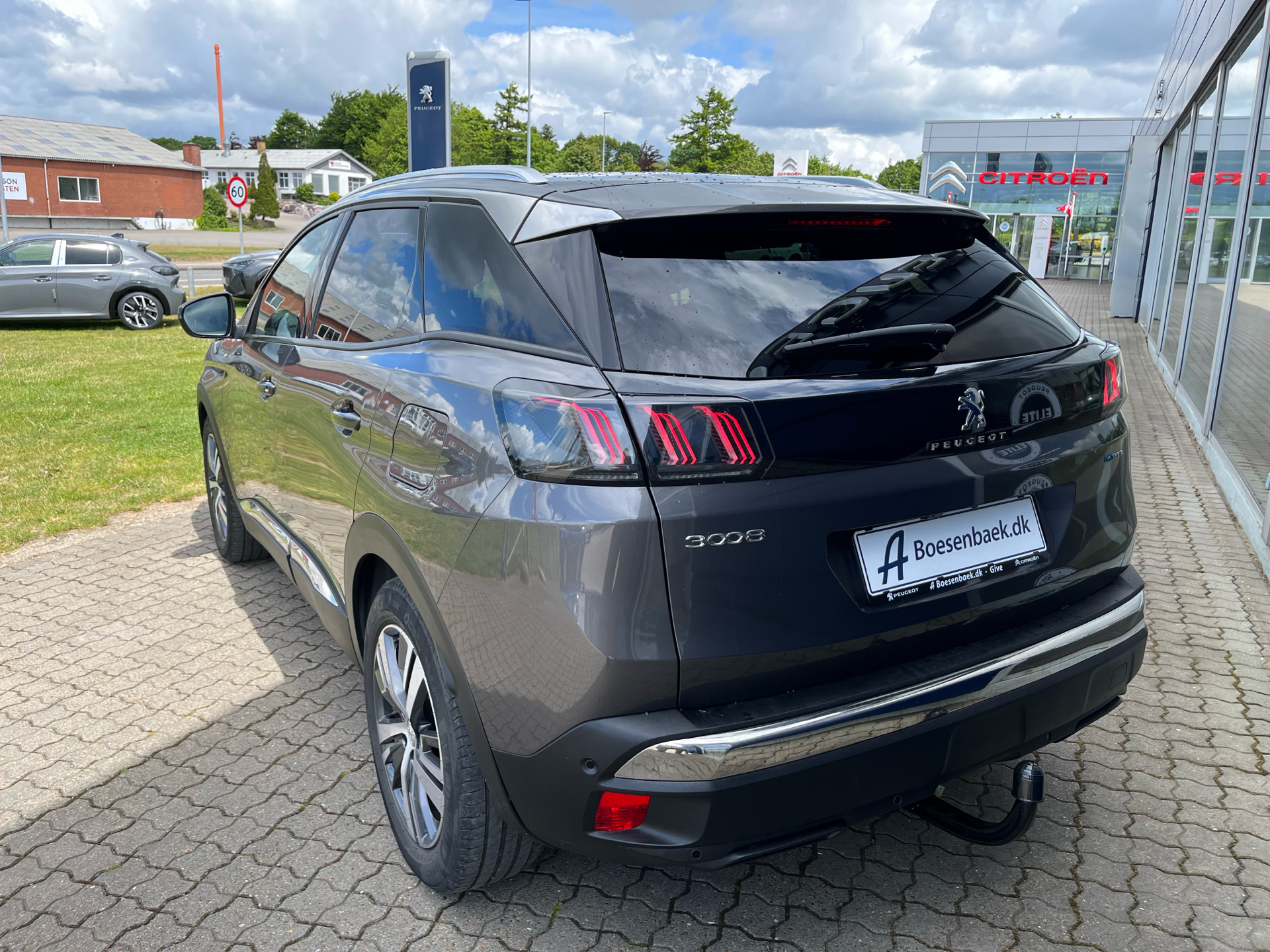 Billede af Peugeot 3008 1,6 PureTech  Plugin-hybrid Allure Pack EAT8 225HK 5d 8g Aut.