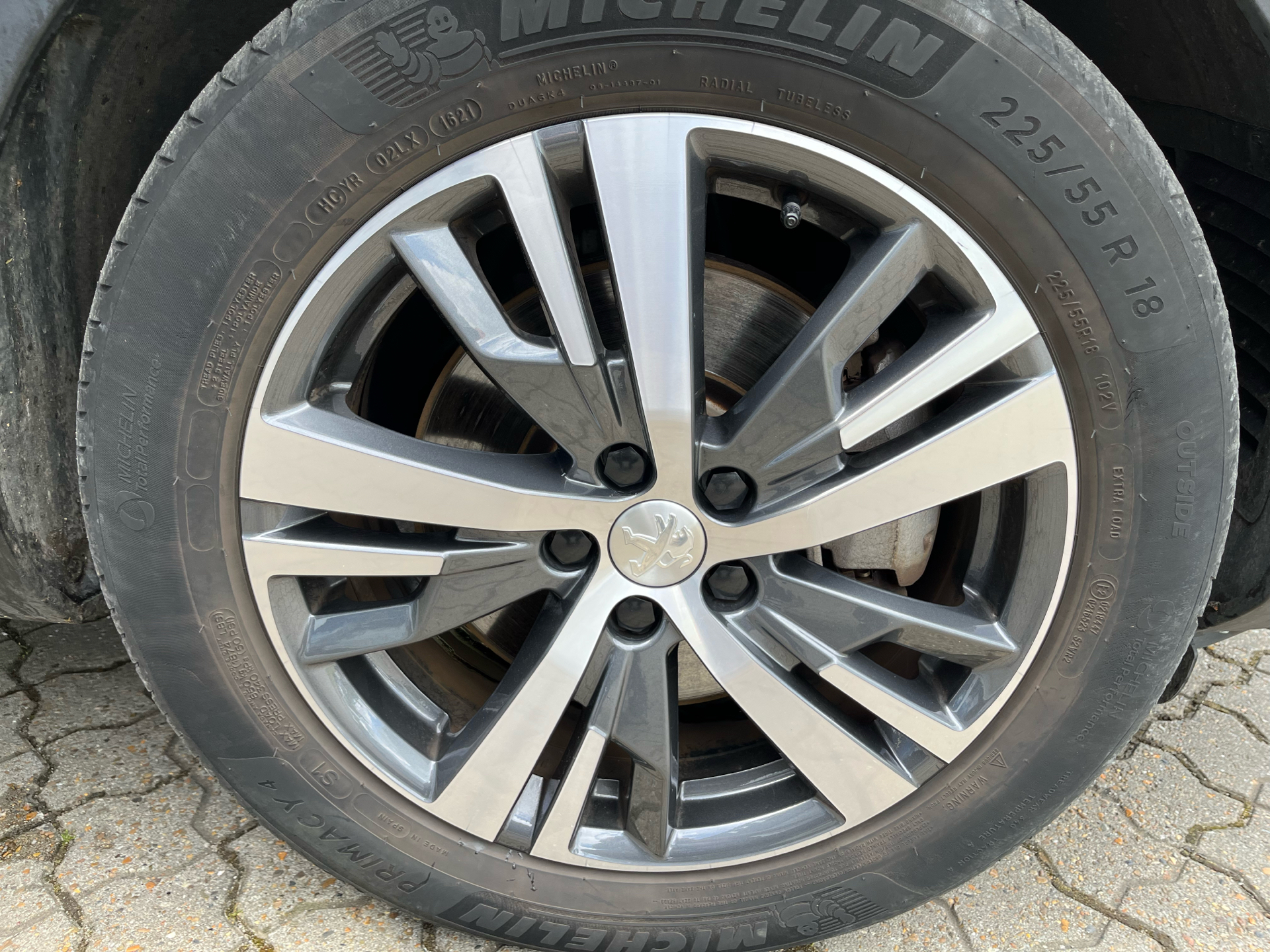 Billede af Peugeot 3008 1,6 PureTech  Plugin-hybrid Allure Pack EAT8 225HK 5d 8g Aut.