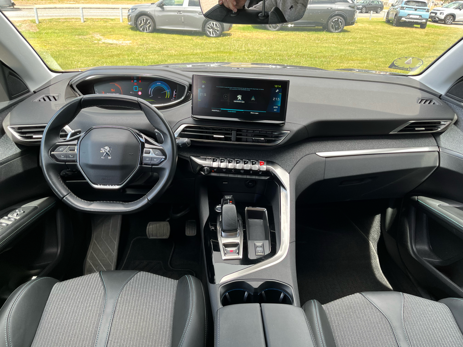Billede af Peugeot 3008 1,6 PureTech  Plugin-hybrid Allure Pack EAT8 225HK 5d 8g Aut.