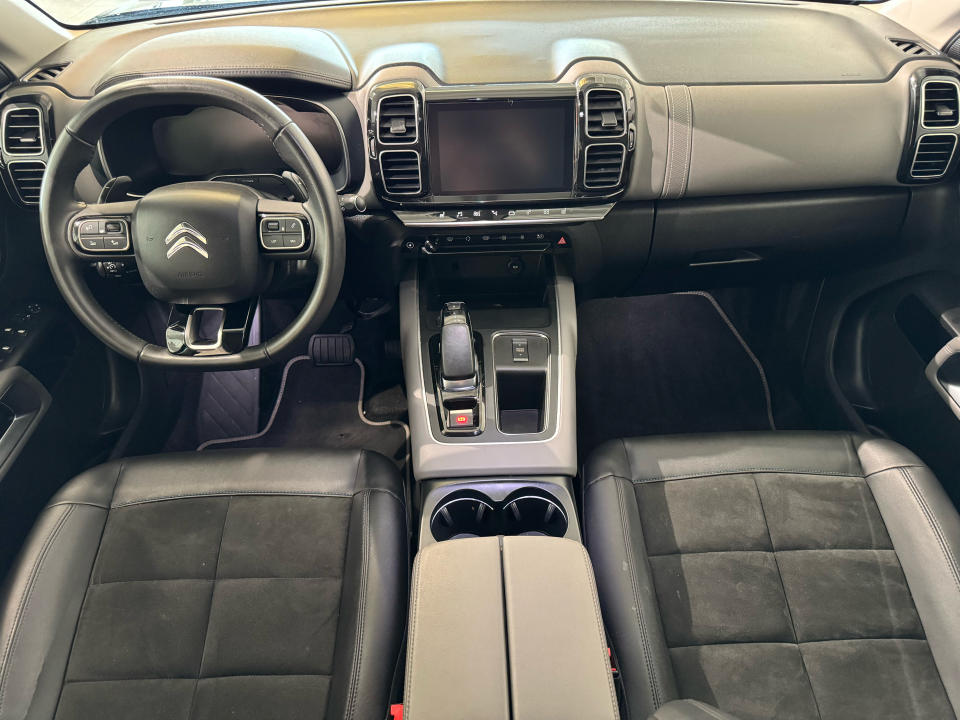 Billede af Citroën C5 Aircross 1,6 Plugin-hybrid Iconic Supreme EAT8 225HK 5d 8g Aut.