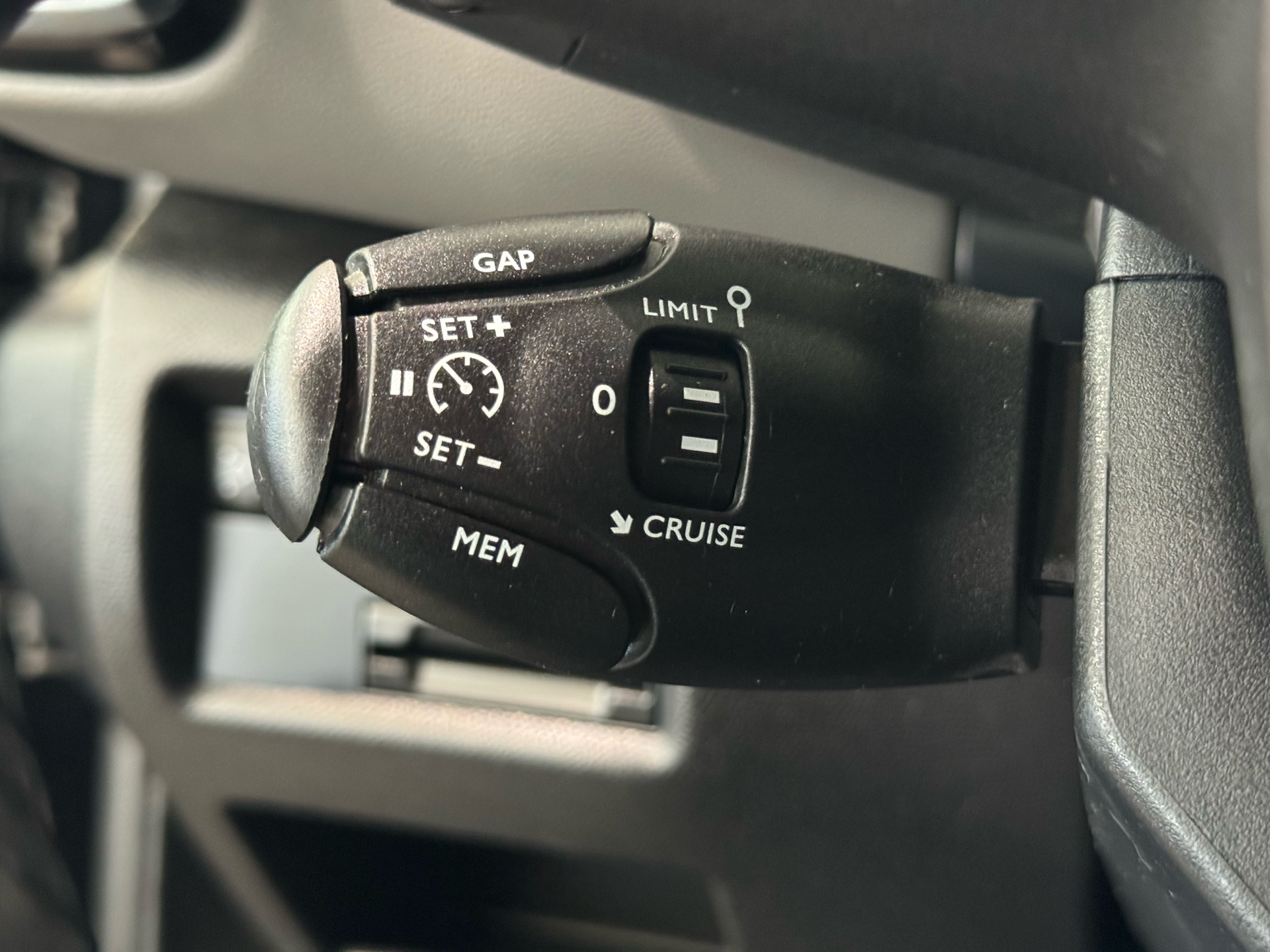 Billede af Citroën C5 Aircross 1,6 Plugin-hybrid Iconic Supreme EAT8 225HK 5d 8g Aut.