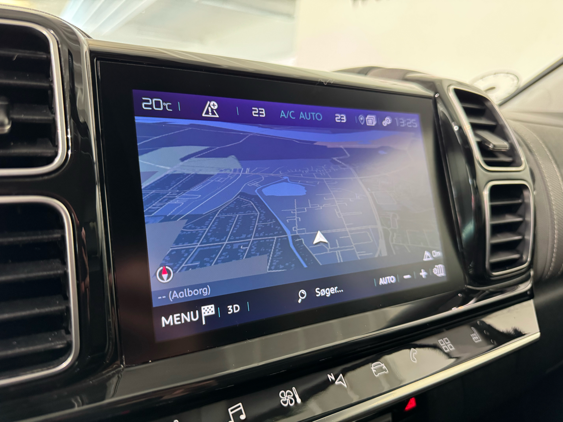 Billede af Citroën C5 Aircross 1,6 Plugin-hybrid Iconic Supreme EAT8 225HK 5d 8g Aut.