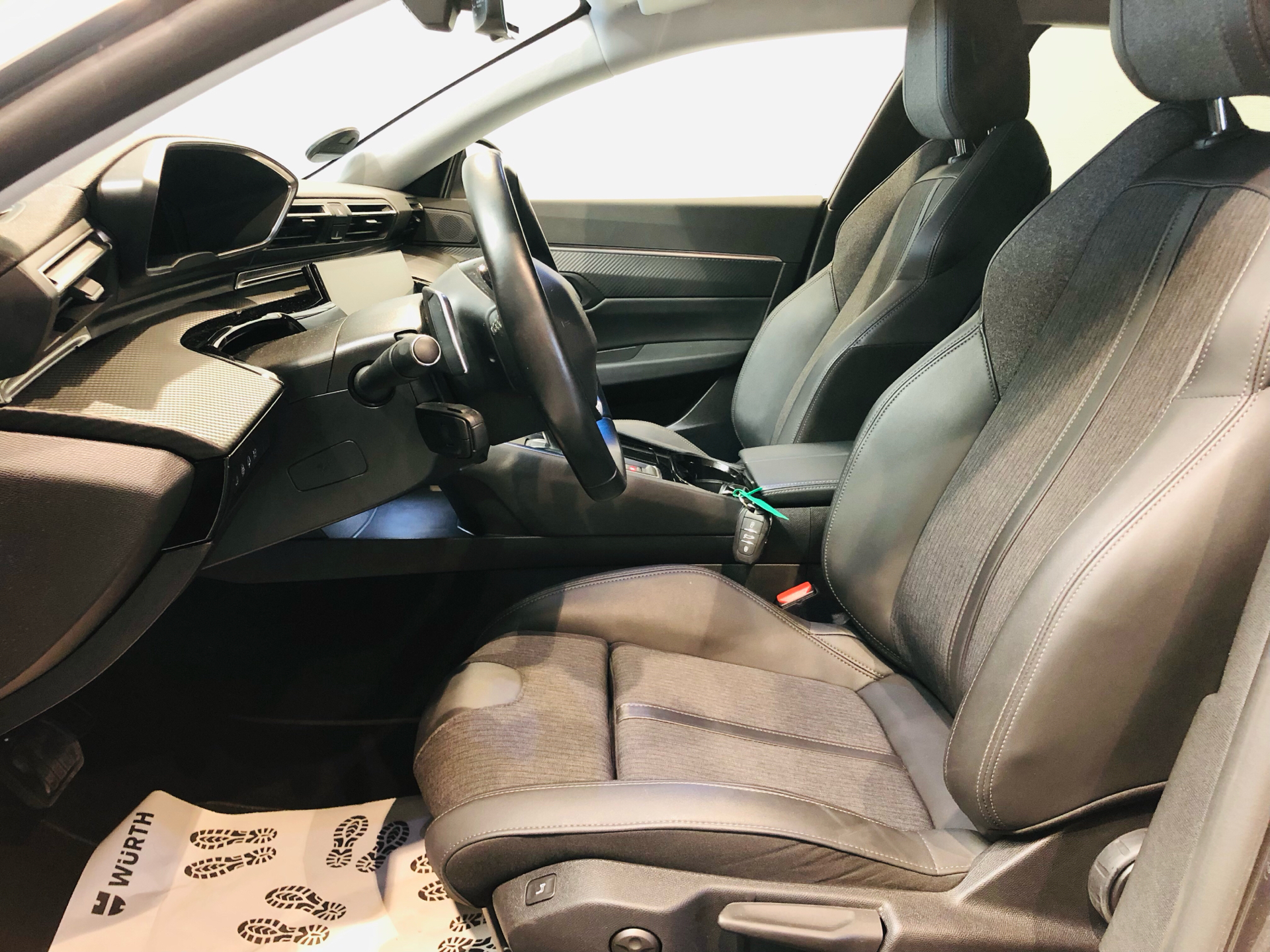 Billede af Peugeot 508 1,6 PureTech  Plugin-hybrid Allure Pack EAT8 start/stop 225HK 8g Aut.