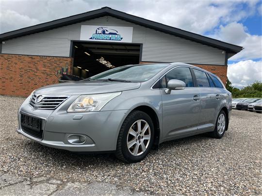 Toyota Avensis 1,6 VVT-I T1 132HK 6g