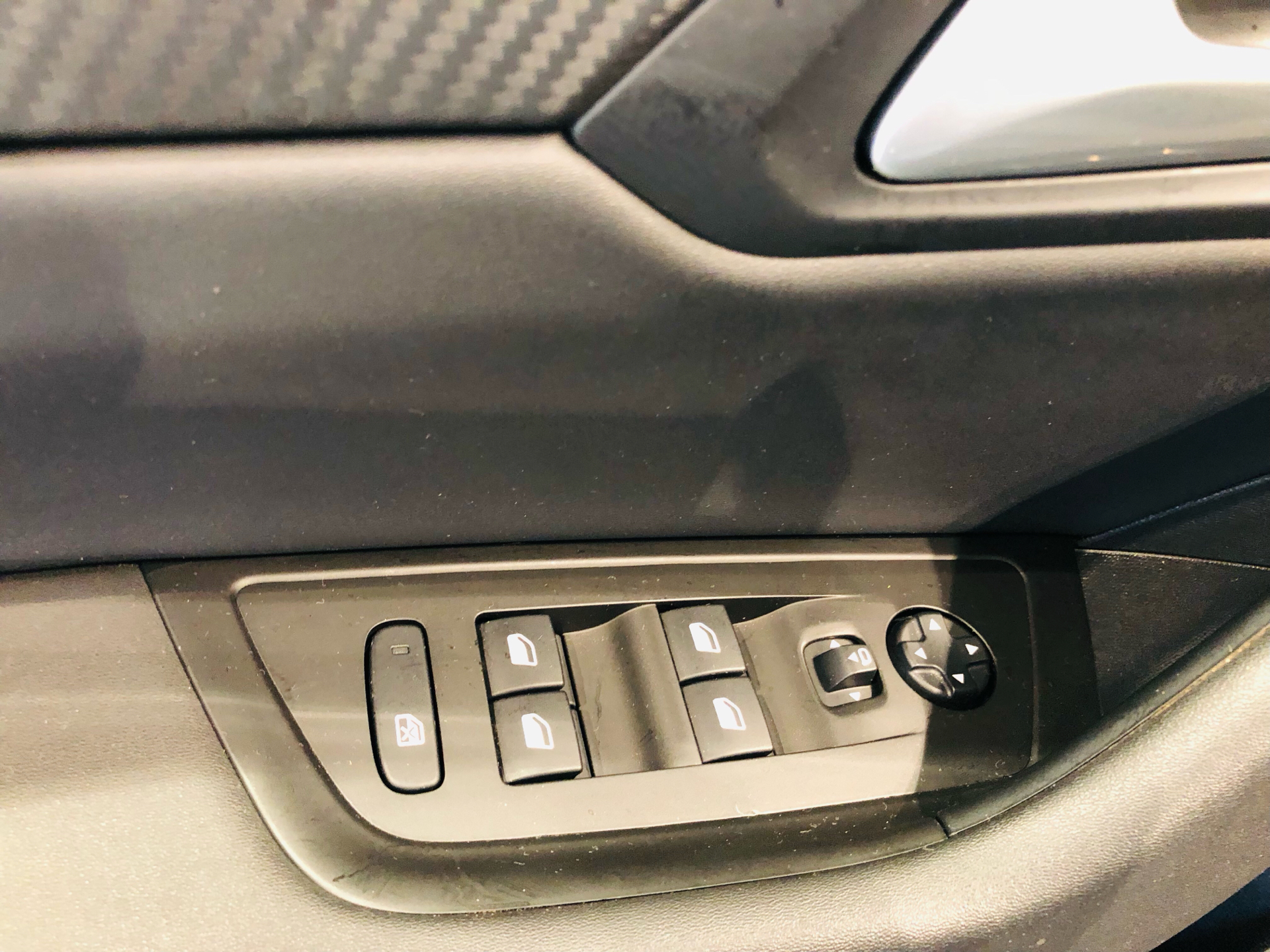 Billede af Peugeot 508 1,6 PureTech  Plugin-hybrid Allure Pack EAT8 start/stop 225HK 8g Aut.