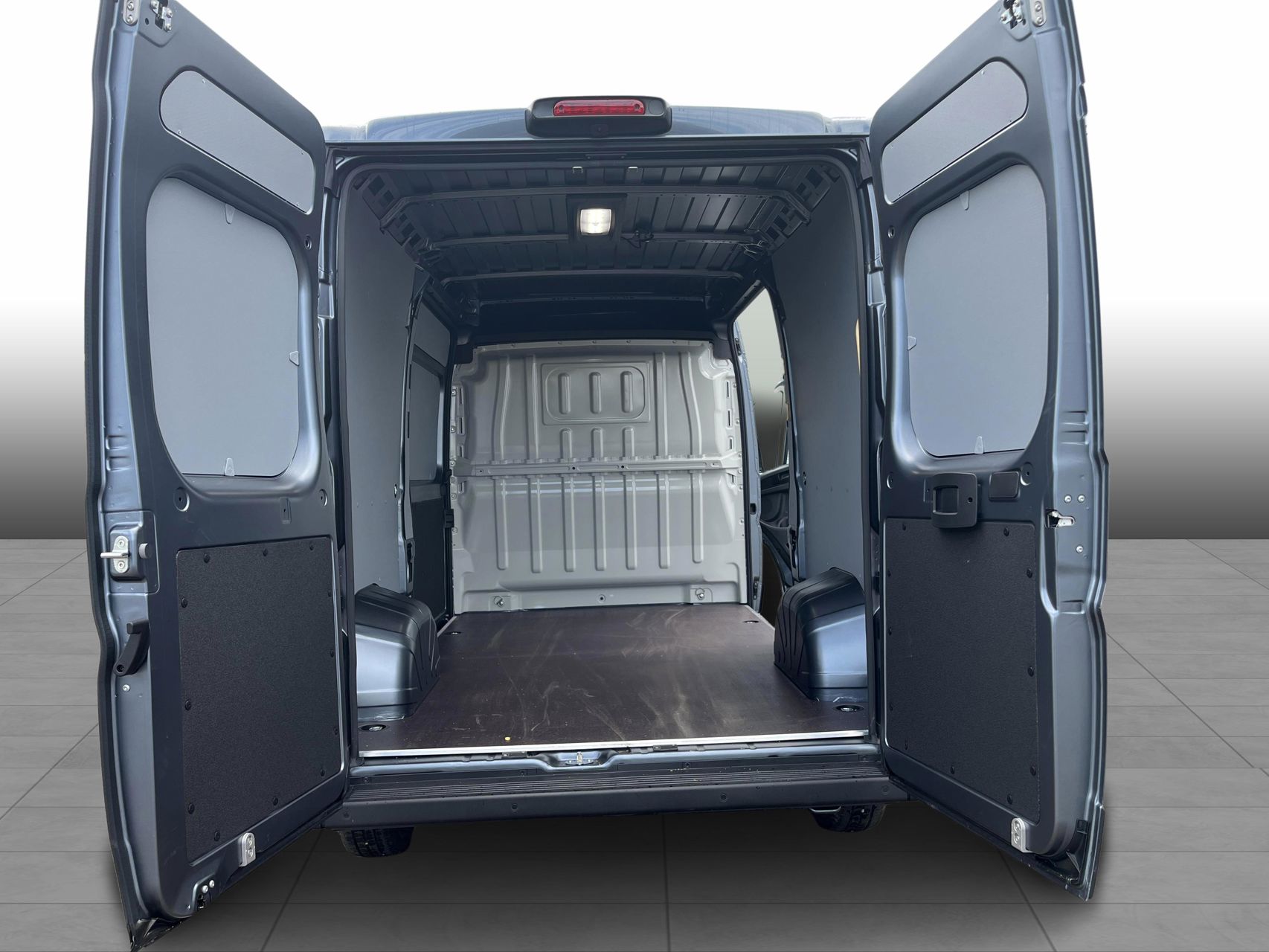 Billede af Toyota Proace Max Medium 2,2 D Comfort Master To skydedør m. højt tag 140HK Van 8g Aut.