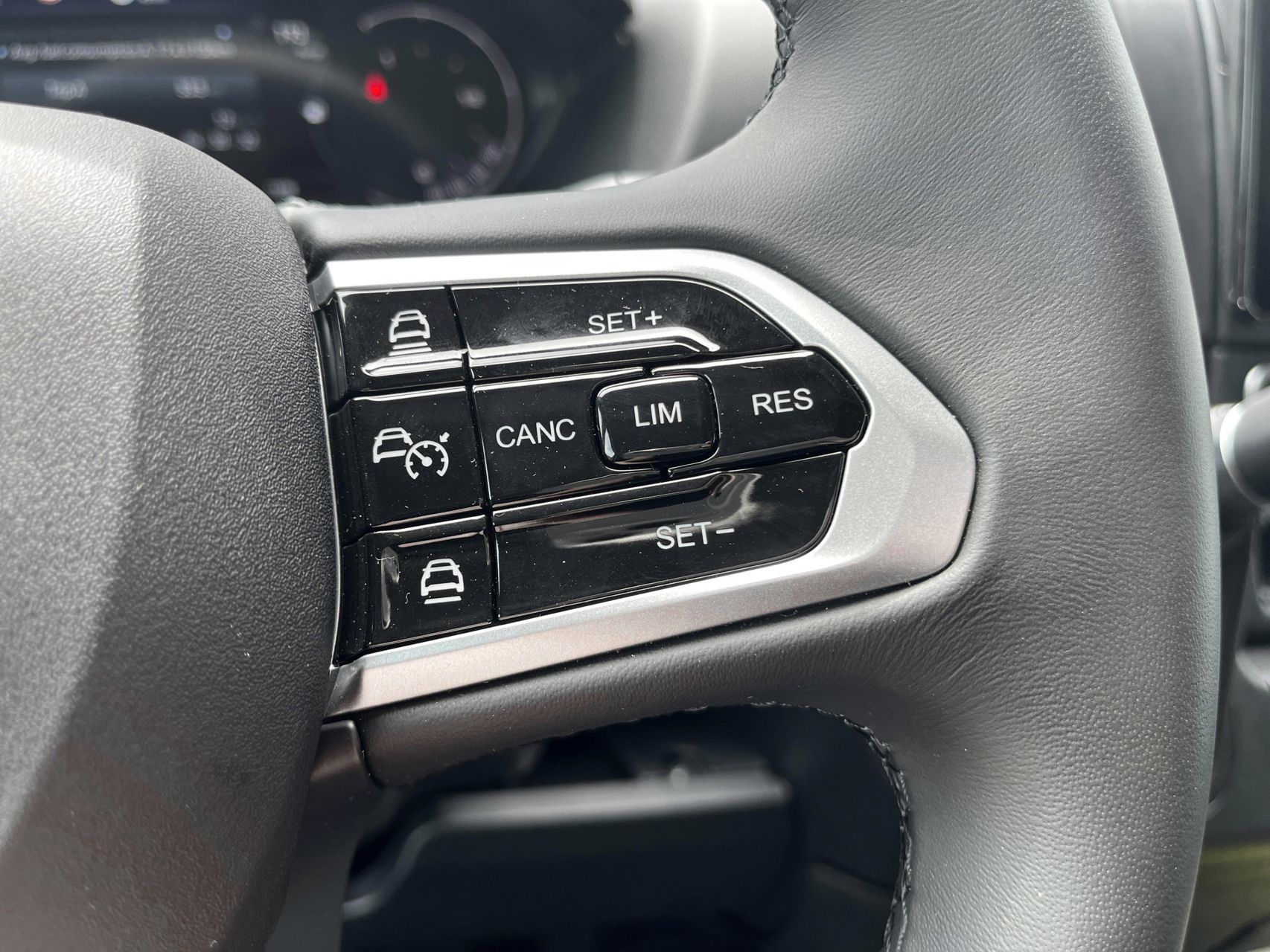 Billede af Toyota Proace Max Medium 2,2 D Comfort Master To skydedør m. højt tag 140HK Van 8g Aut.