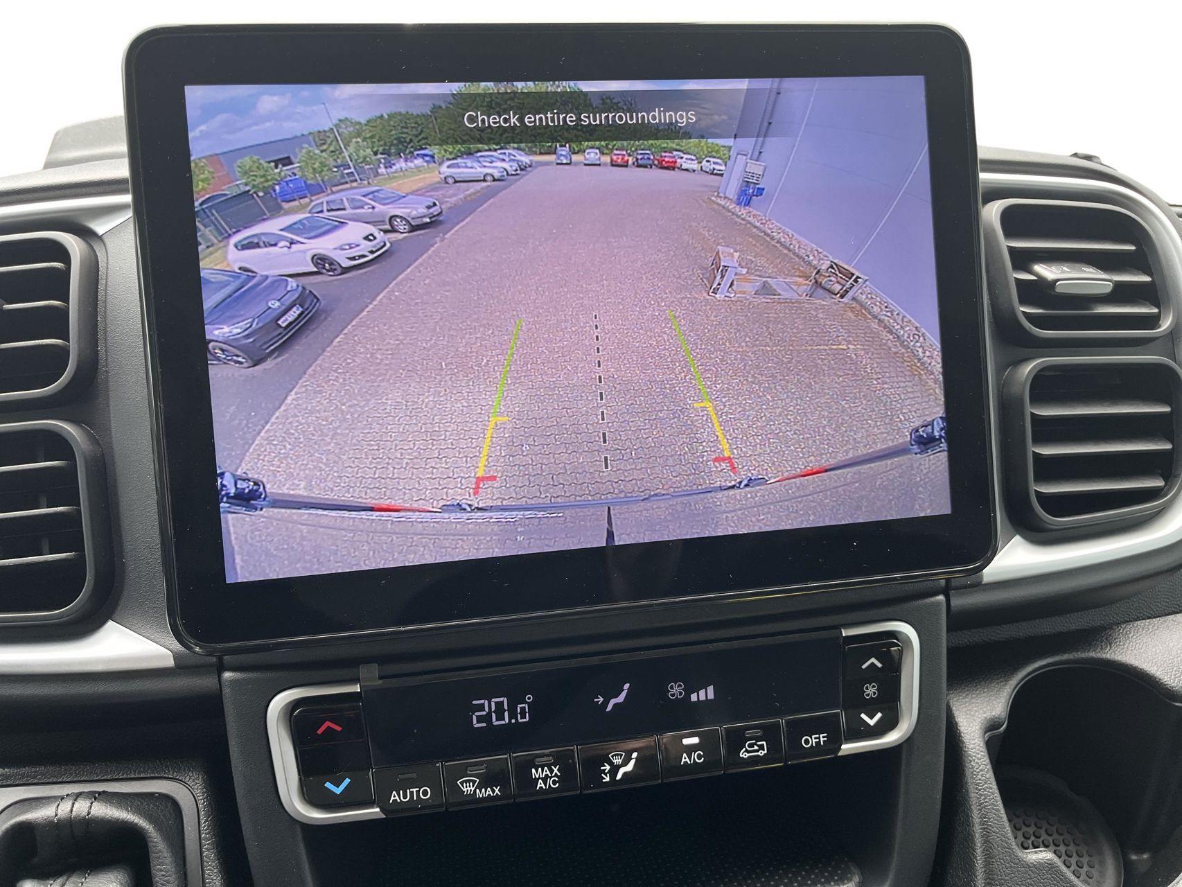 Billede af Toyota Proace Max Medium 2,2 D Comfort Master To skydedør m. højt tag 140HK Van 8g Aut.