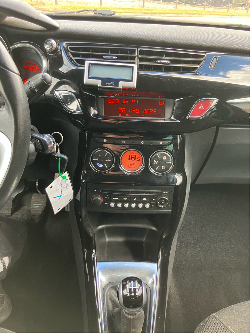 Billede af Citroën DS3 1,6 e-HDi Style 92HK 3d