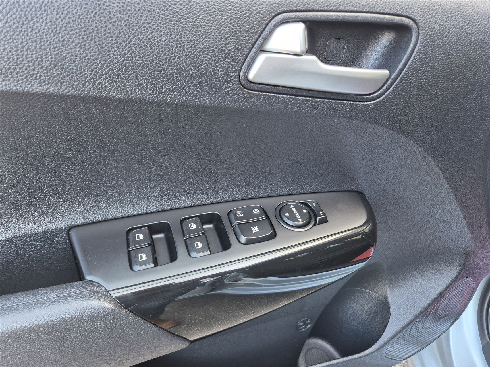 Billede af Kia Picanto 1,0 MPI Attraction 67HK 5d