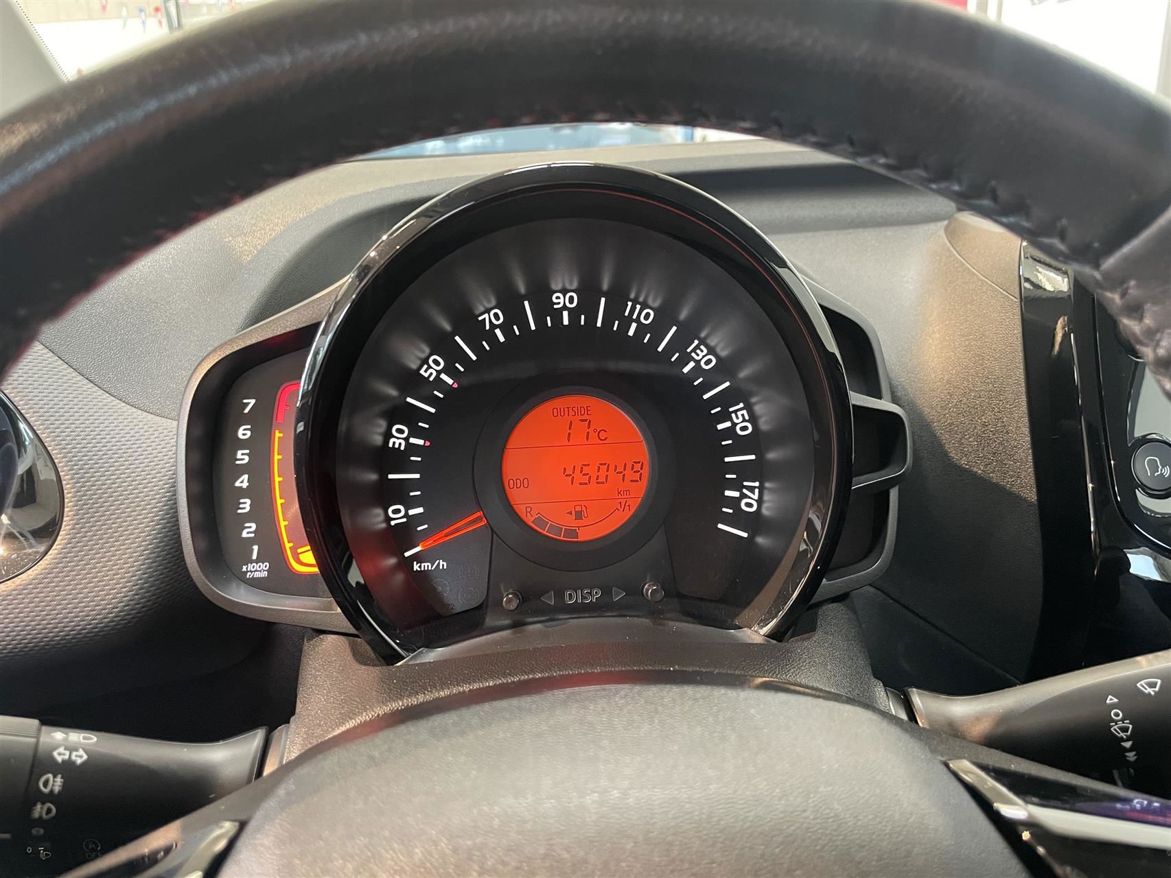Billede af Peugeot 108 1,0 e-Vti Infinity M 72HK 5d