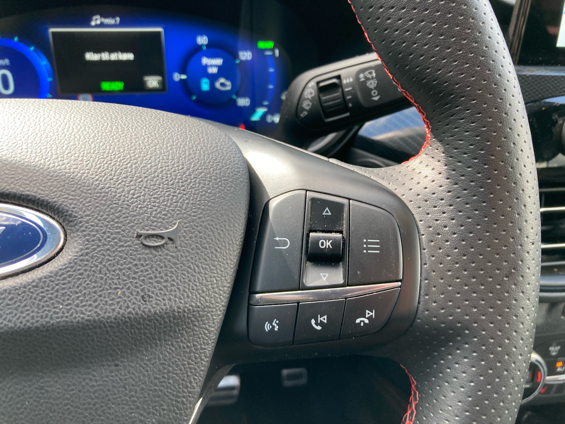 Billede af Ford Kuga 2,5 Plugin-hybrid ST-Line X CVT 225HK 5d Trinl. Gear