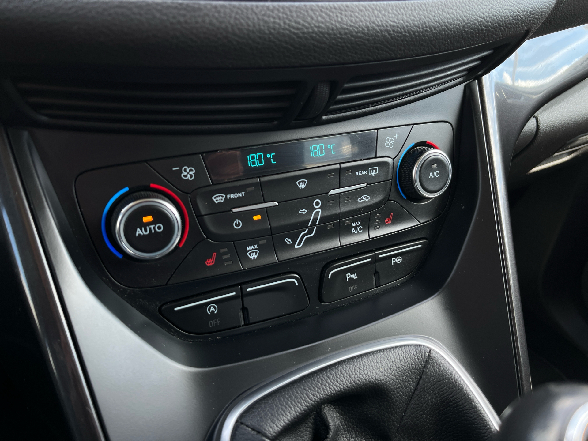 Billede af Ford C-MAX 1,0 EcoBoost Titanium Fun 125HK 6g
