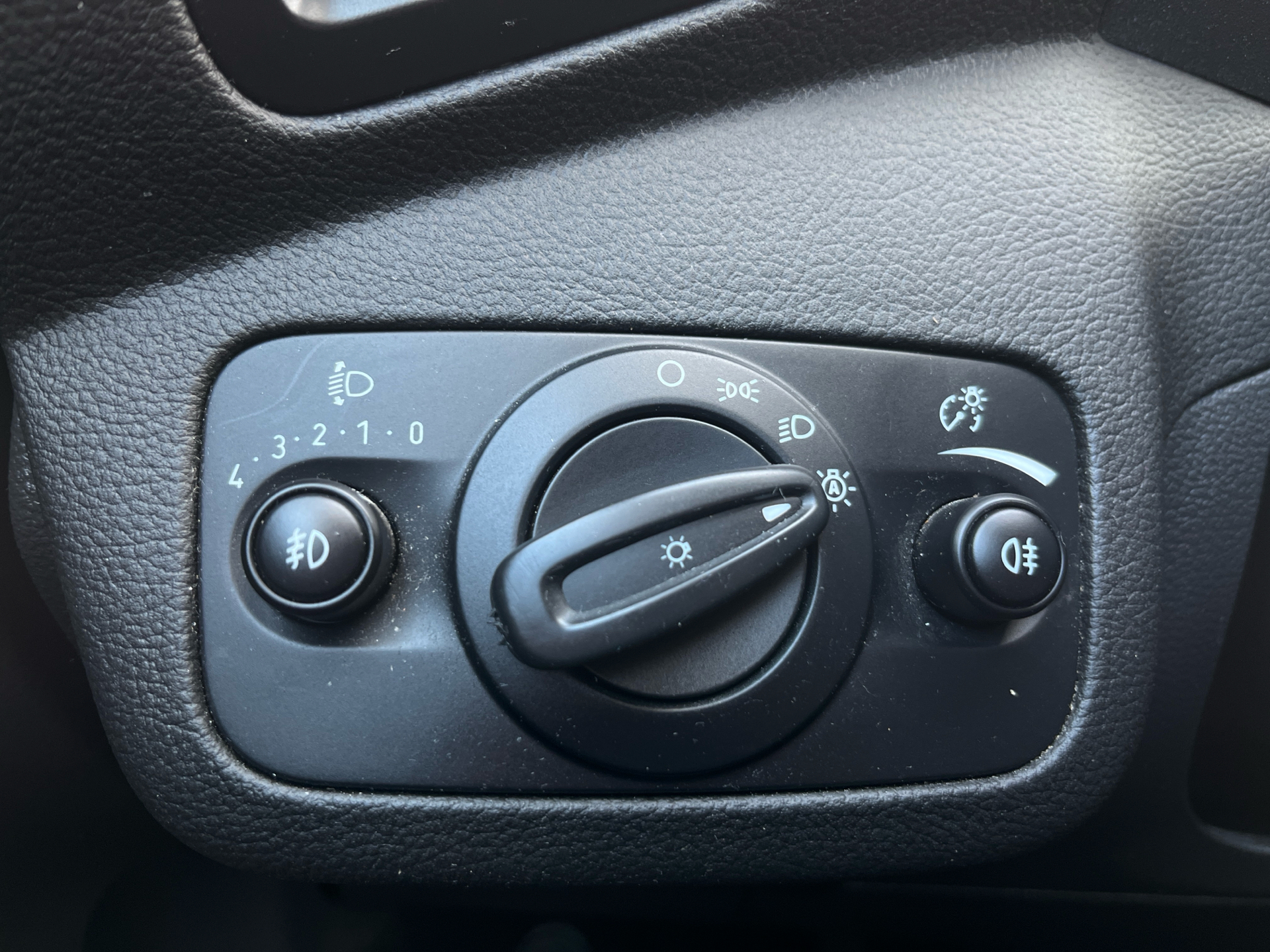 Billede af Ford C-MAX 1,0 EcoBoost Titanium Fun 125HK 6g