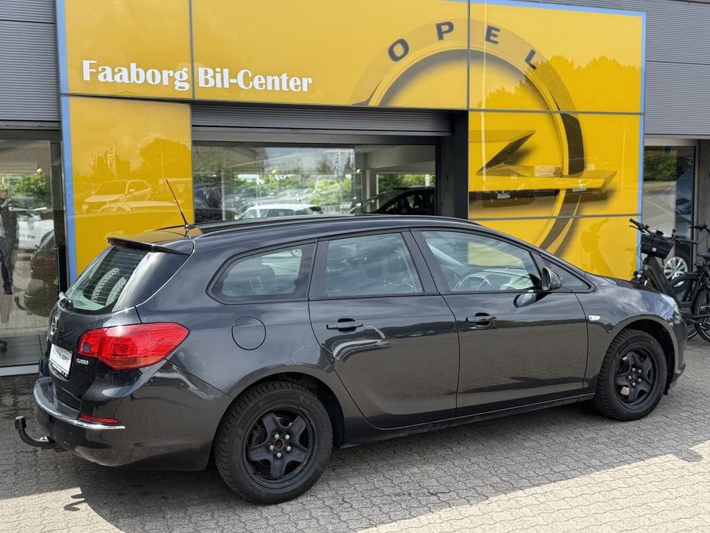 Billede af Opel Astra Sports Tourer 1,4 Turbo Enjoy Start/Stop 140HK Stc 6g