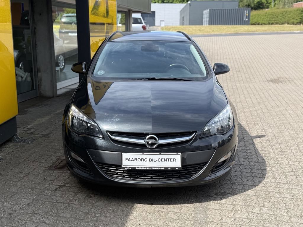 Billede af Opel Astra Sports Tourer 1,4 Turbo Enjoy Start/Stop 140HK Stc 6g