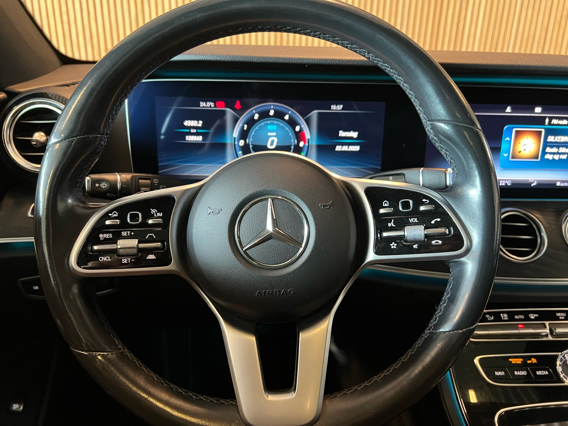 Billede af Mercedes-Benz E300 de T 2,0 Plugin-hybrid 9G-Tronic 316HK Stc Aut.
