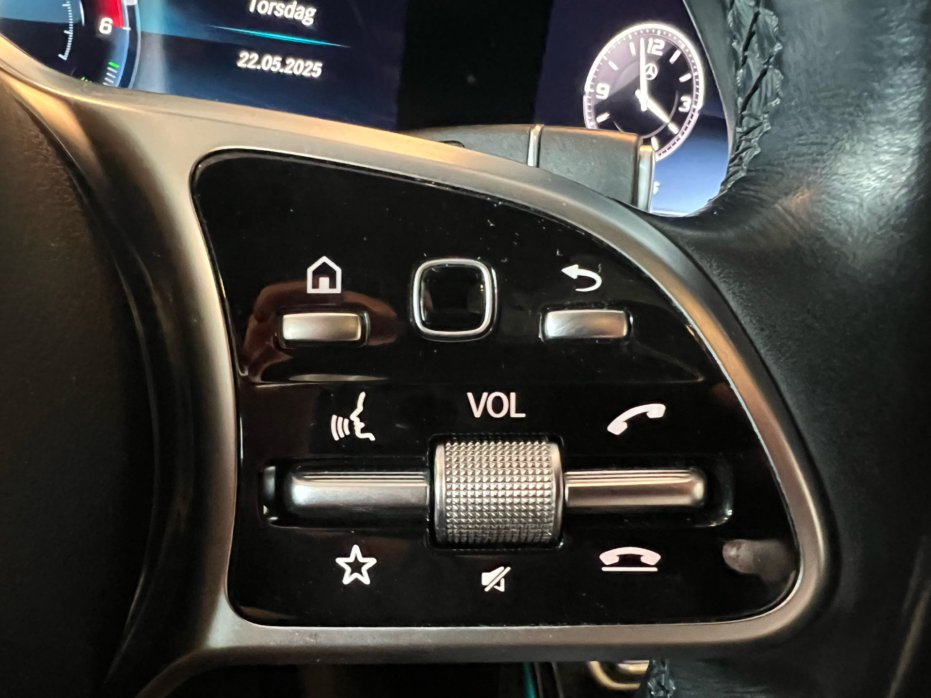 Billede af Mercedes-Benz E300 de T 2,0 Plugin-hybrid 9G-Tronic 316HK Stc Aut.