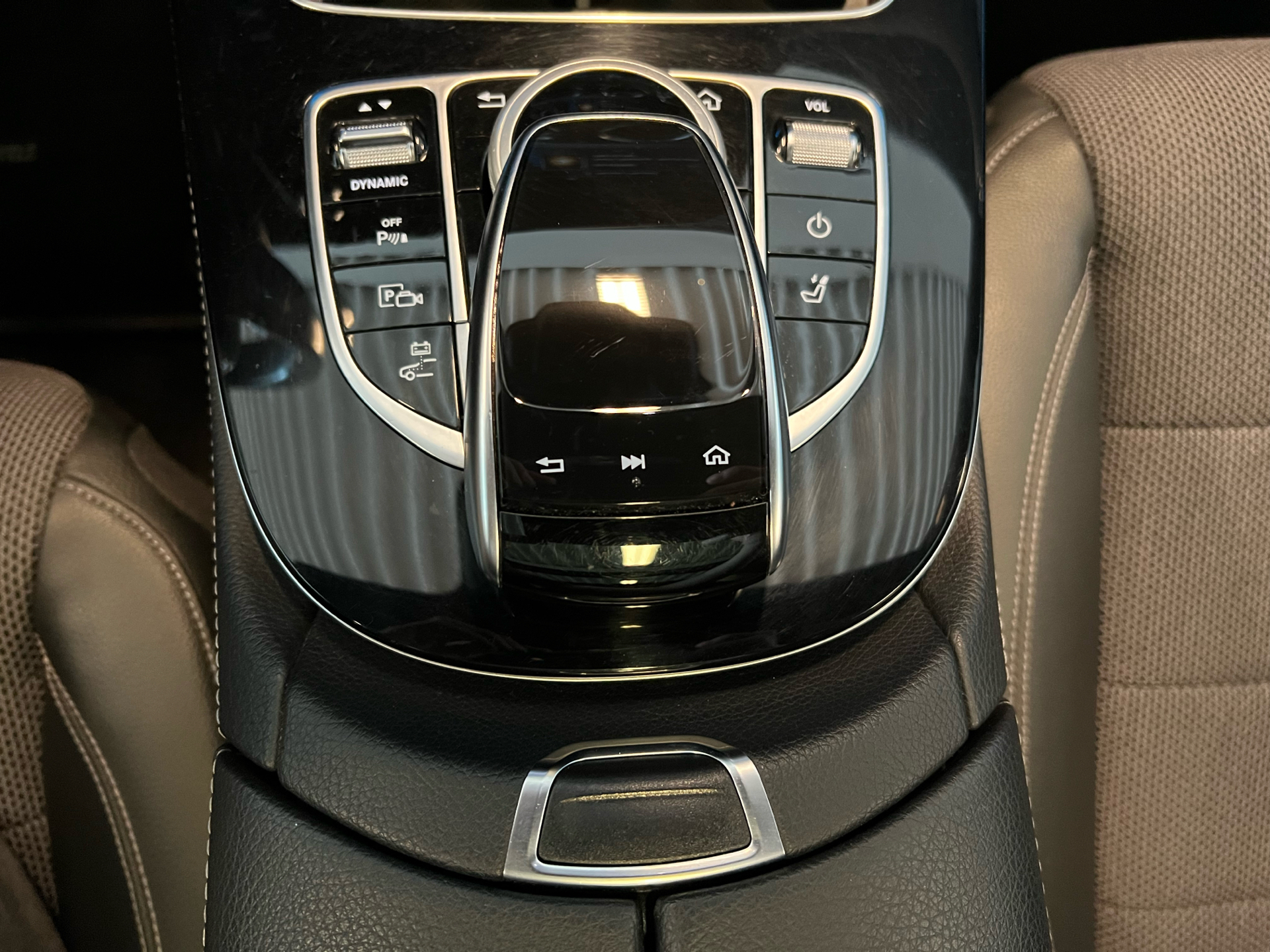 Billede af Mercedes-Benz E300 de T 2,0 Plugin-hybrid 9G-Tronic 316HK Stc Aut.
