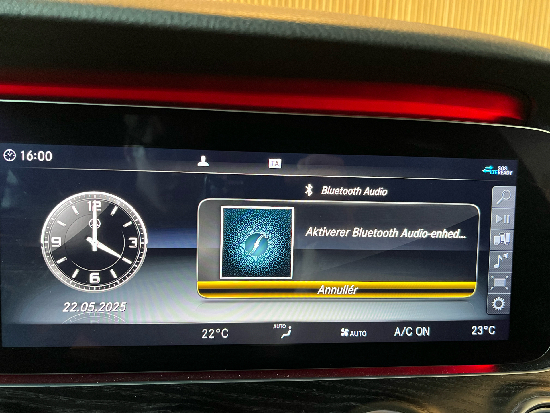 Billede af Mercedes-Benz E300 de T 2,0 Plugin-hybrid 9G-Tronic 316HK Stc Aut.