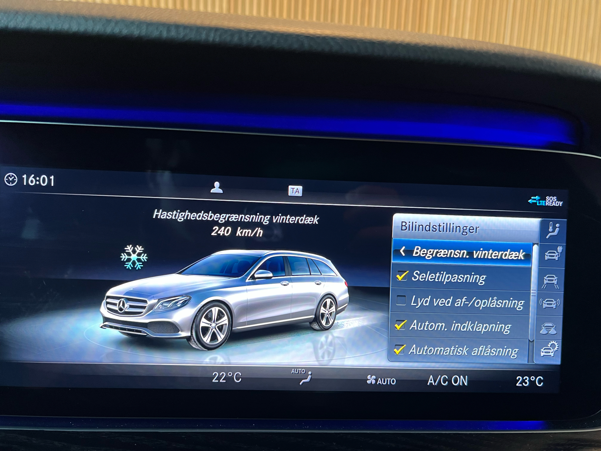 Billede af Mercedes-Benz E300 de T 2,0 Plugin-hybrid 9G-Tronic 316HK Stc Aut.