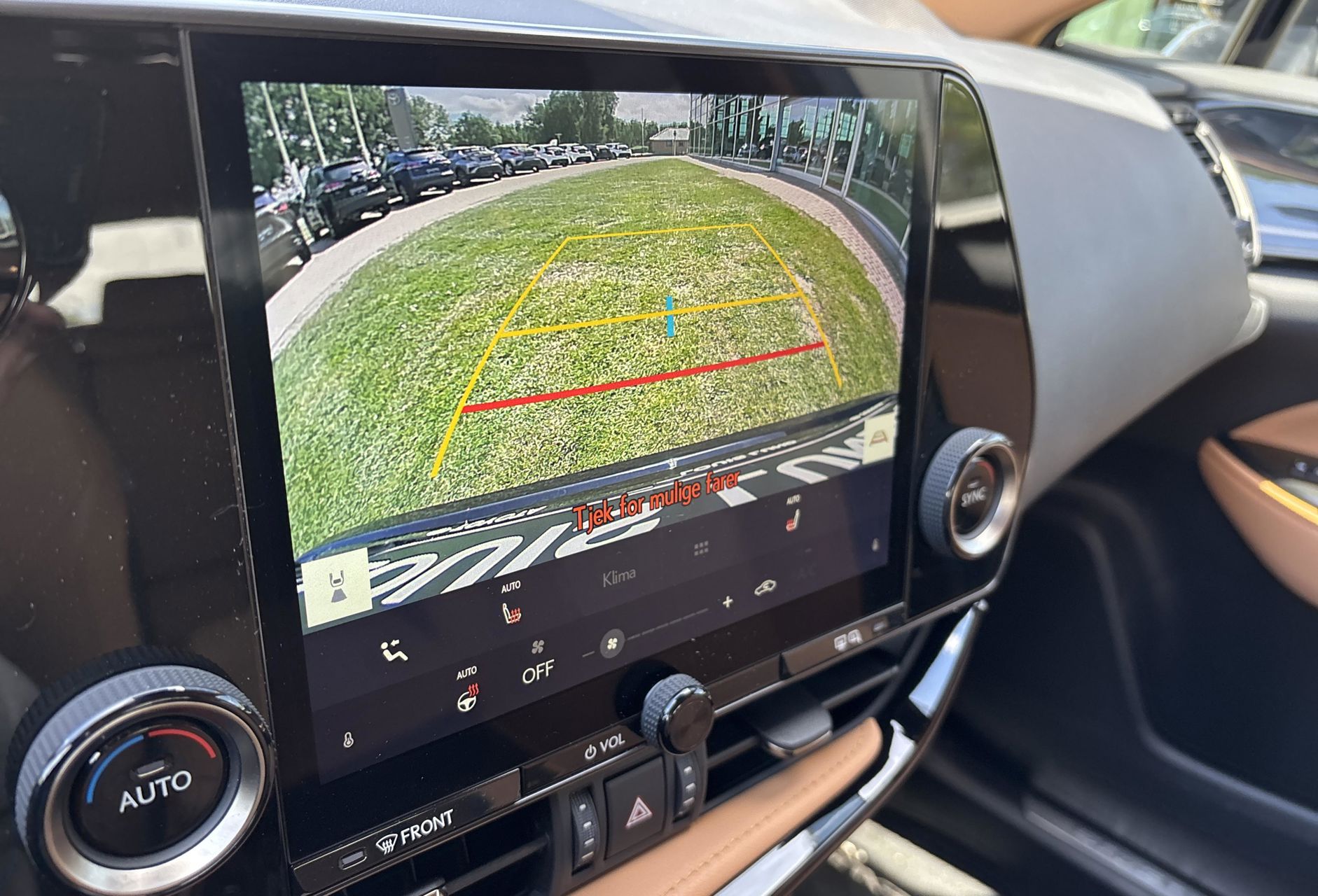 Billede af Lexus NX 450h+ 2,5 Plugin-hybrid Business Plus 4WD 309HK 5d Trinl. Gear