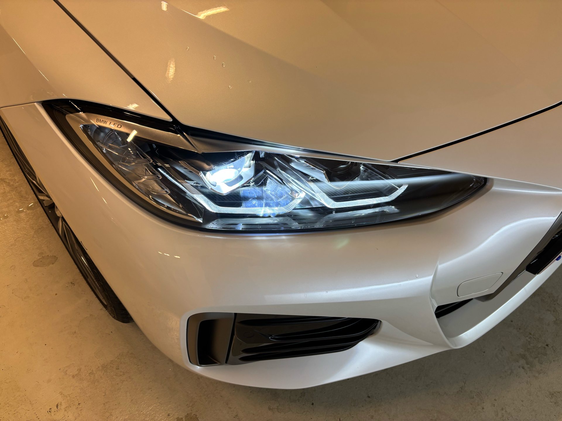 Billede af BMW i4 M50 Gran Coupé EL 4x4 544HK 5d Aut.