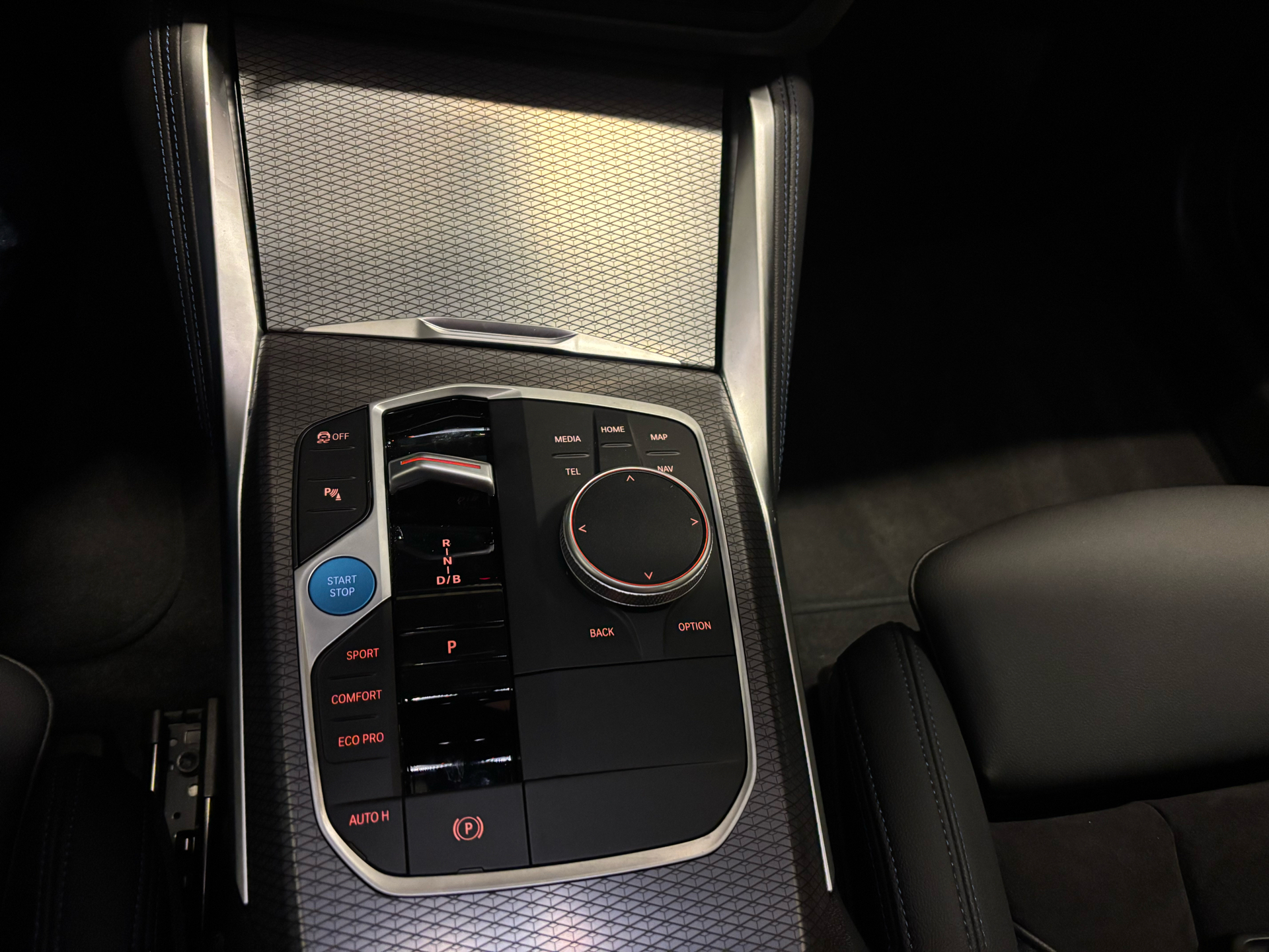 Billede af BMW i4 M50 Gran Coupé EL 4x4 544HK 5d Aut.