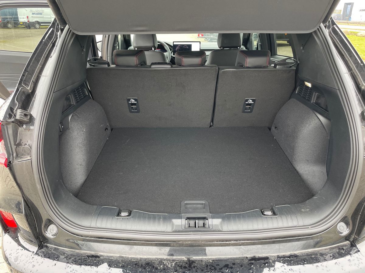 Billede af Ford Kuga 2,5 Plugin-hybrid ST-Line X CVT 243HK 5d Aut.