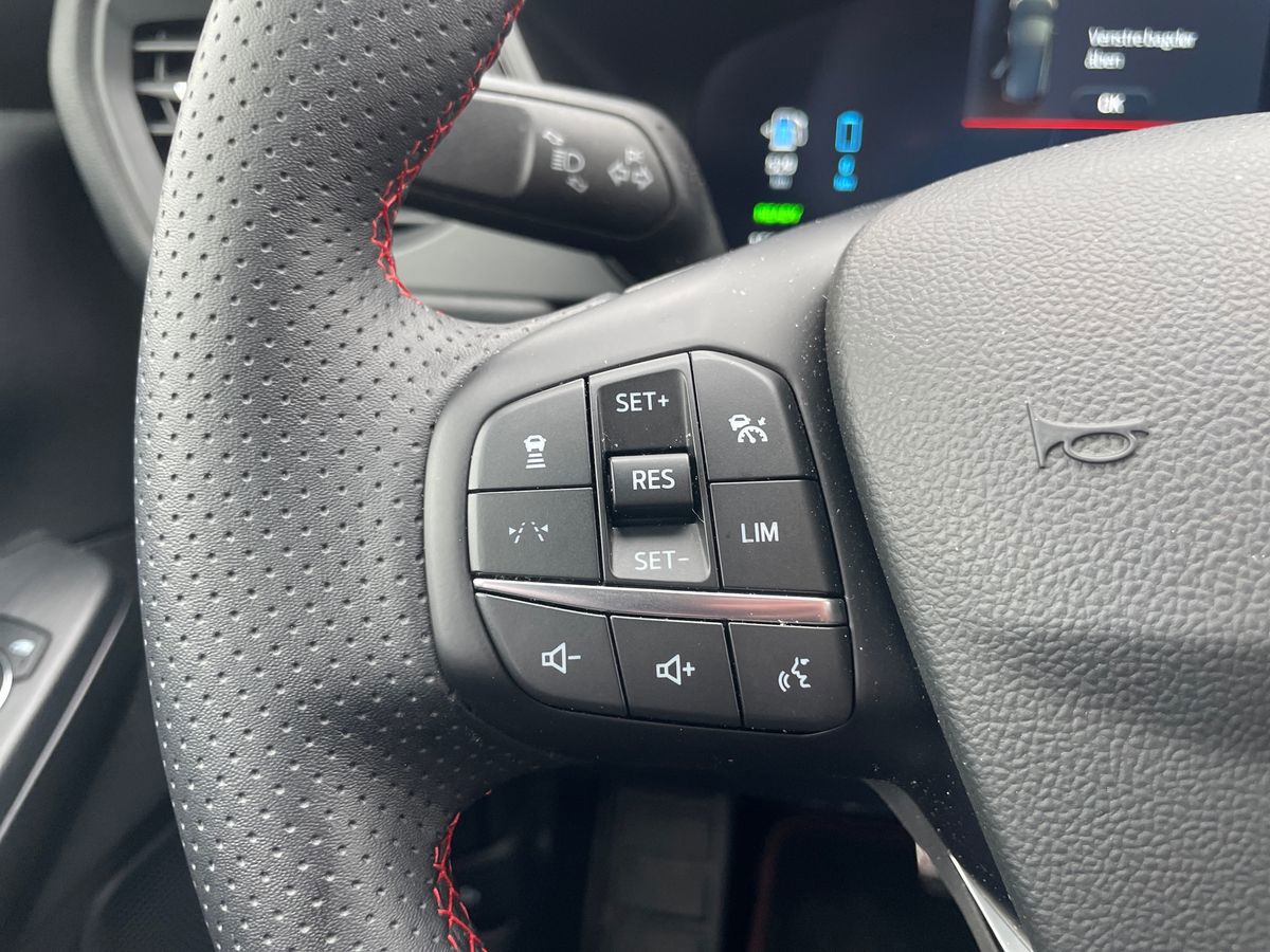 Billede af Ford Kuga 2,5 Plugin-hybrid ST-Line X CVT 243HK 5d Aut.