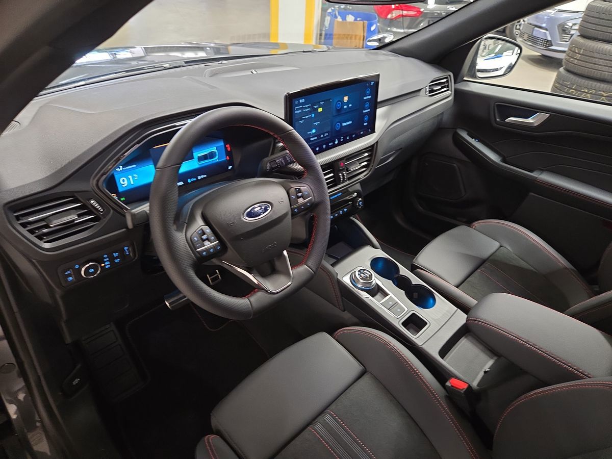 Billede af Ford Kuga 2,5 Plugin-hybrid ST-Line X CVT 243HK 5d Aut.