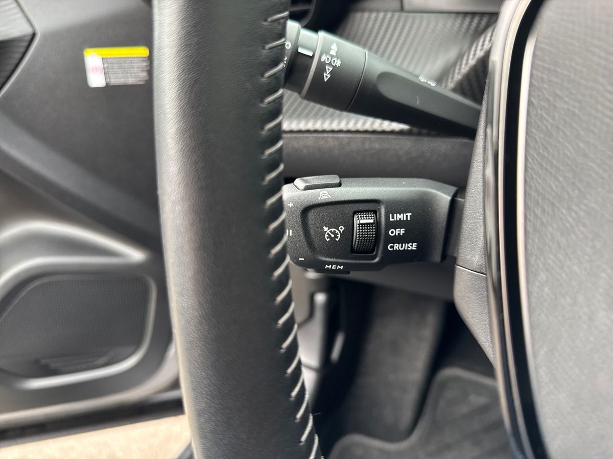 Billede af Peugeot e-2008 EL Allure 136HK 5d Aut.