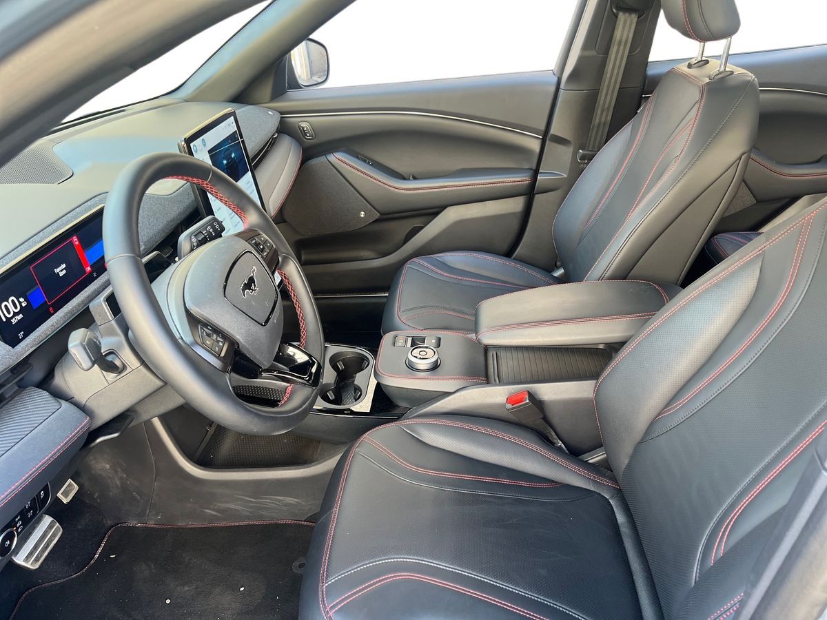 Billede af Ford Mustang Mach-E EL SR Premium AWD 269HK 5d Aut.