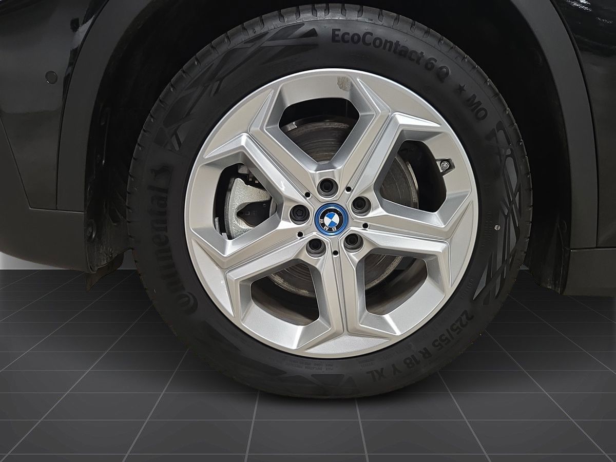 Billede af BMW iX1 xDrive30 EL 4x4 313HK 5d Aut.