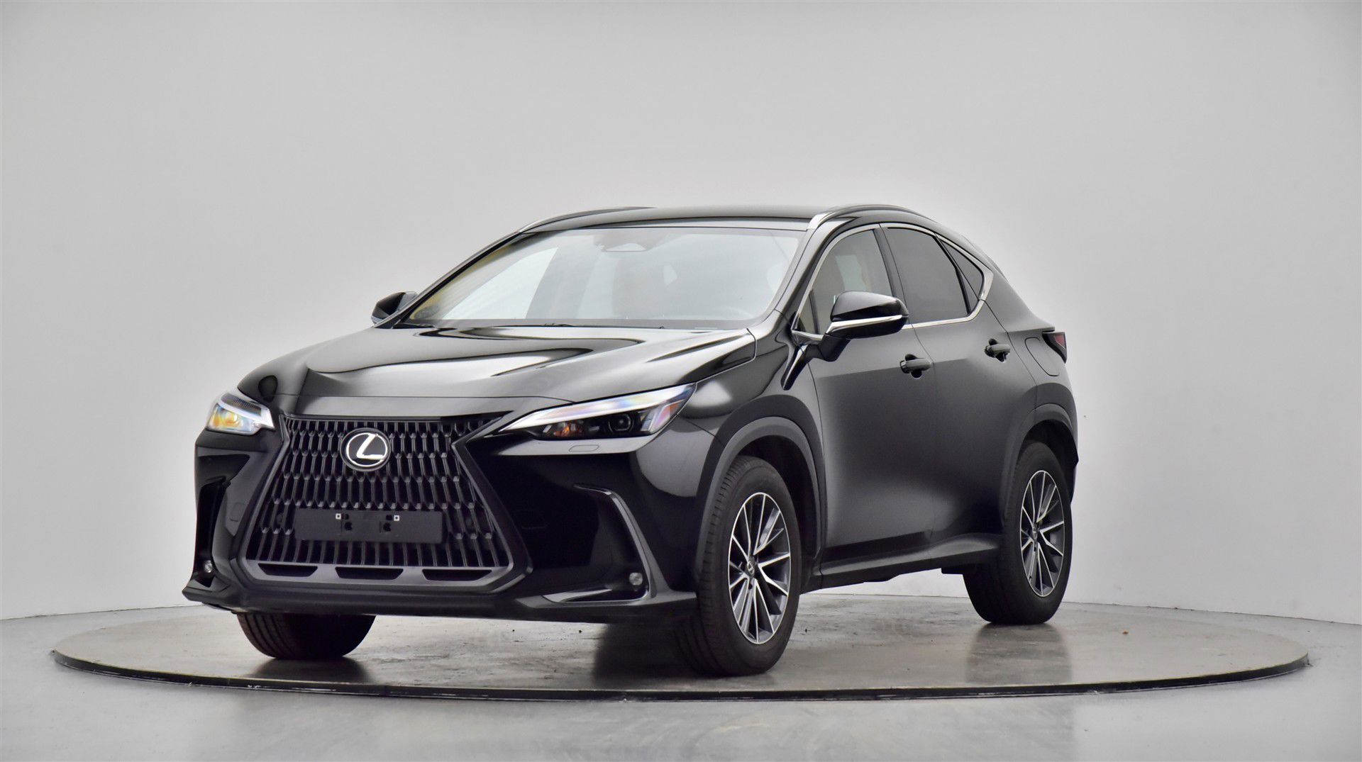 Billede af Lexus NX 450h+ 2,5 Plugin-hybrid Business Plus 4WD 309HK 5d Trinl. Gear