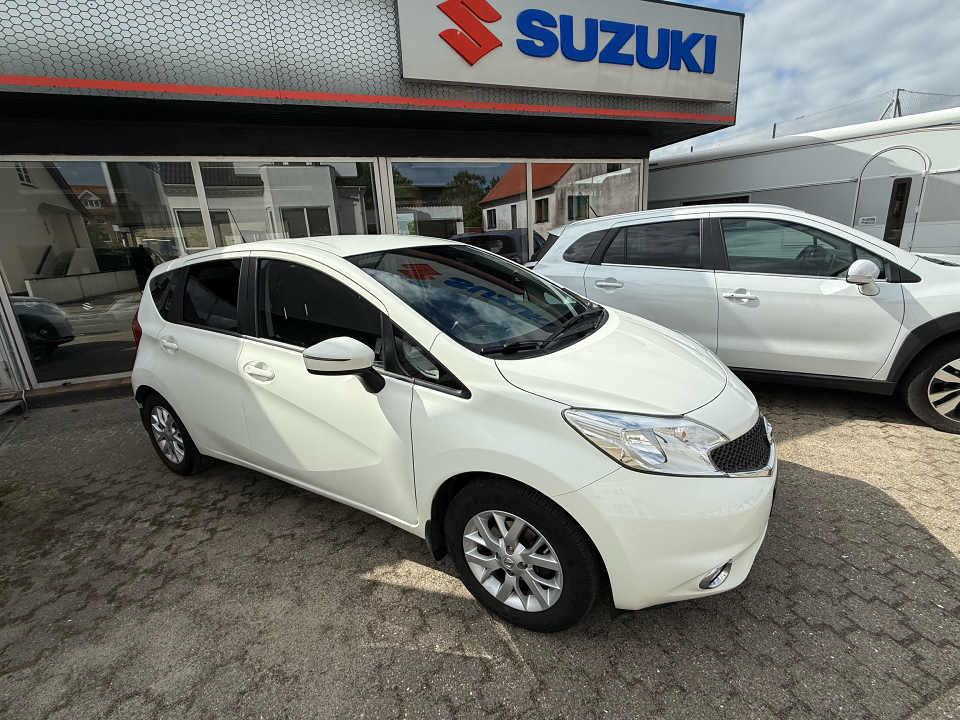 Billede af Nissan Note 1,2 Acenta Family Pack 80HK 5d